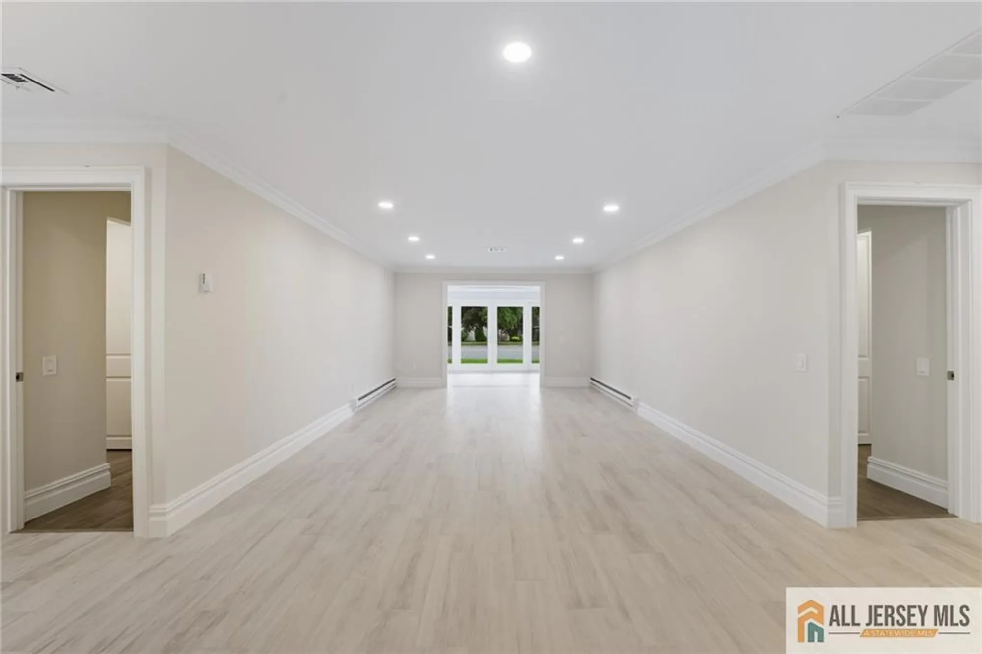 Property Slideshow image 3 of 30 | 172 warren rd 172a, Monroe, NJ, 08831