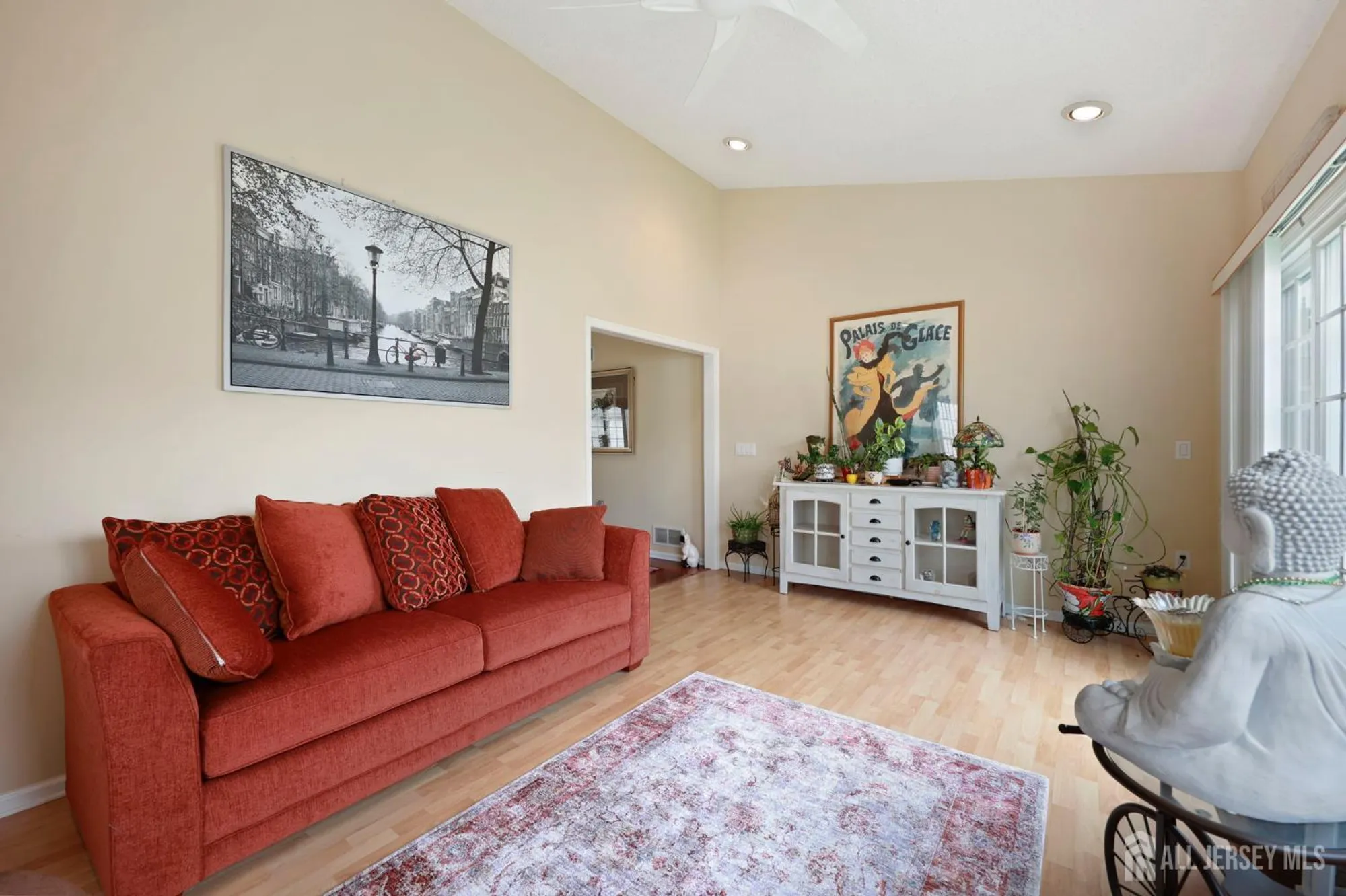 Property Slideshow image 21 of 40 | 18 halifax dr, Monroe, NJ, 08831