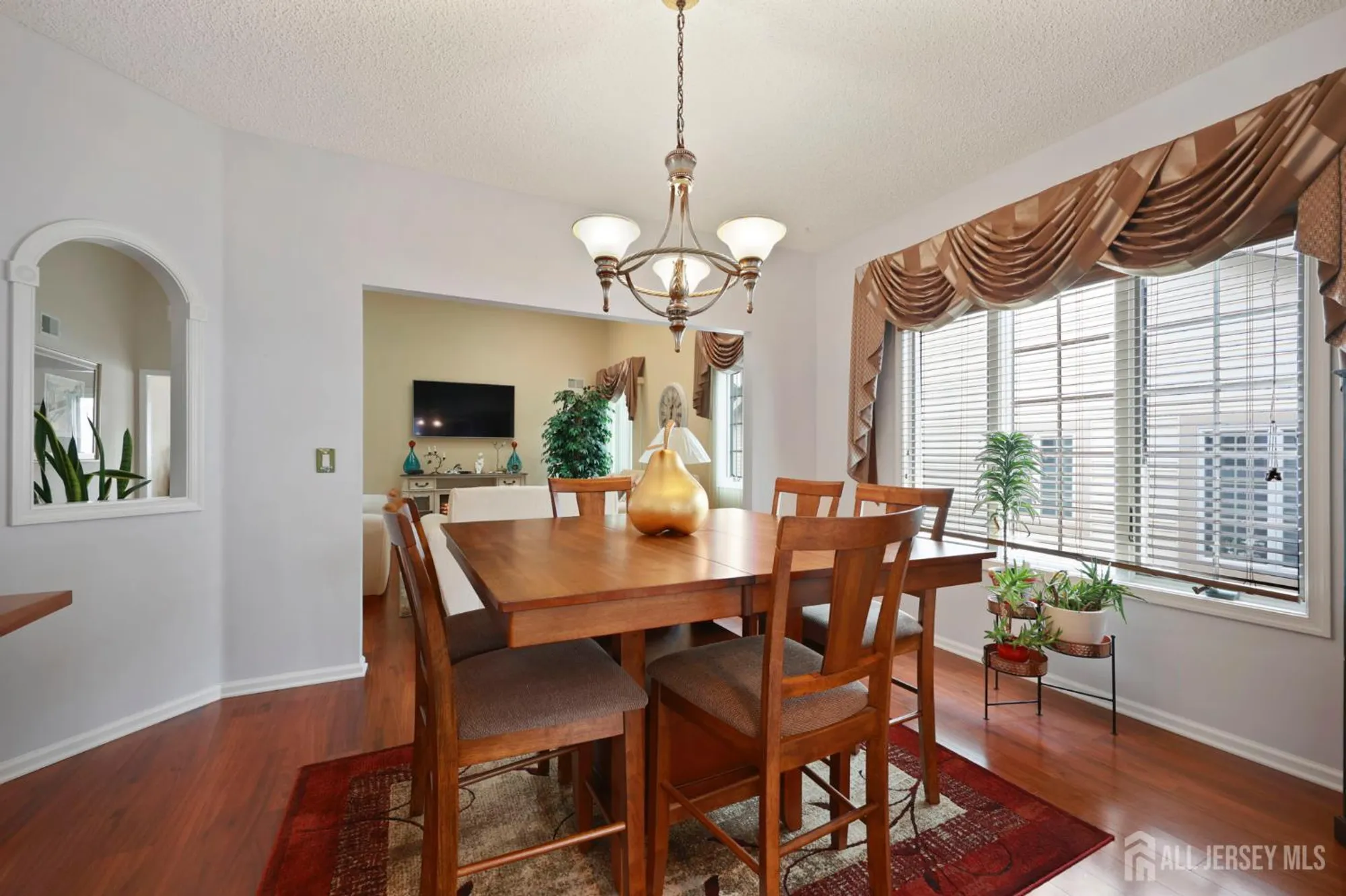 Property Slideshow image 15 of 40 | 18 halifax dr, Monroe, NJ, 08831