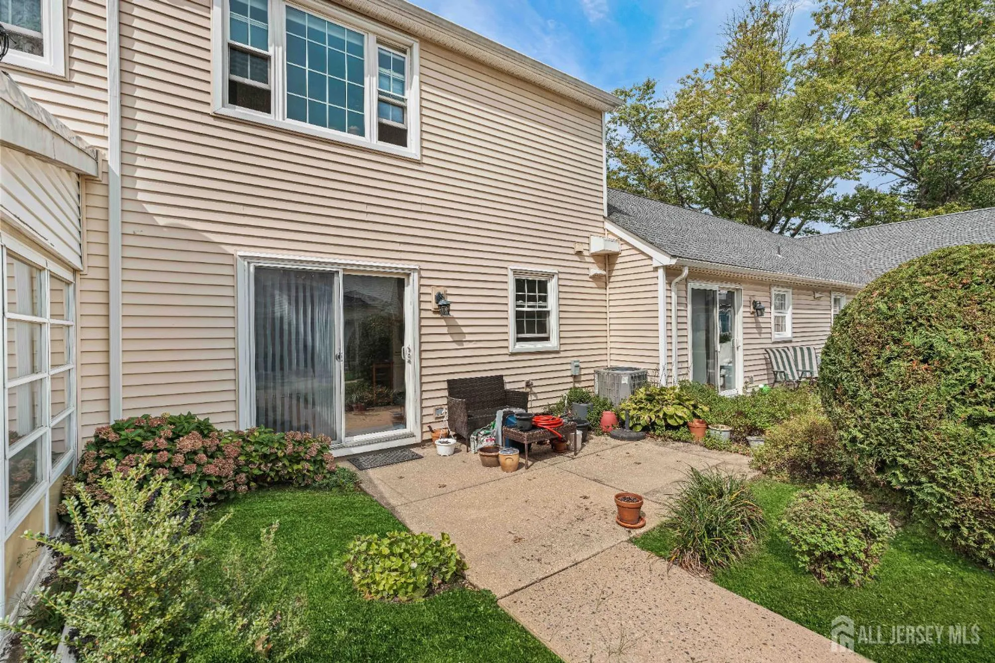 Property Slideshow image 22 of 22 | 18 rossmoor dr c, Monroe, NJ, 08831