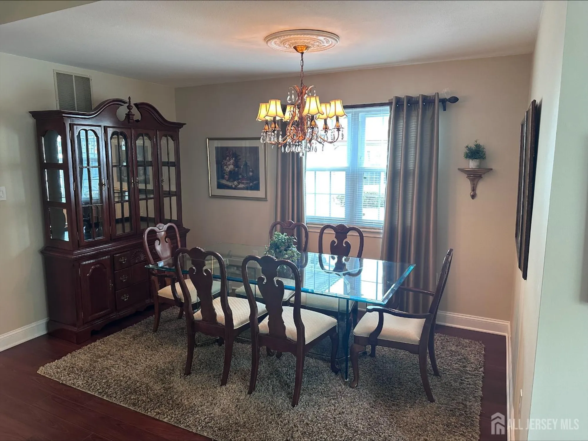 Property Slideshow image 16 of 38 | 17 ivy ridge close, Freehold, NJ, 07728