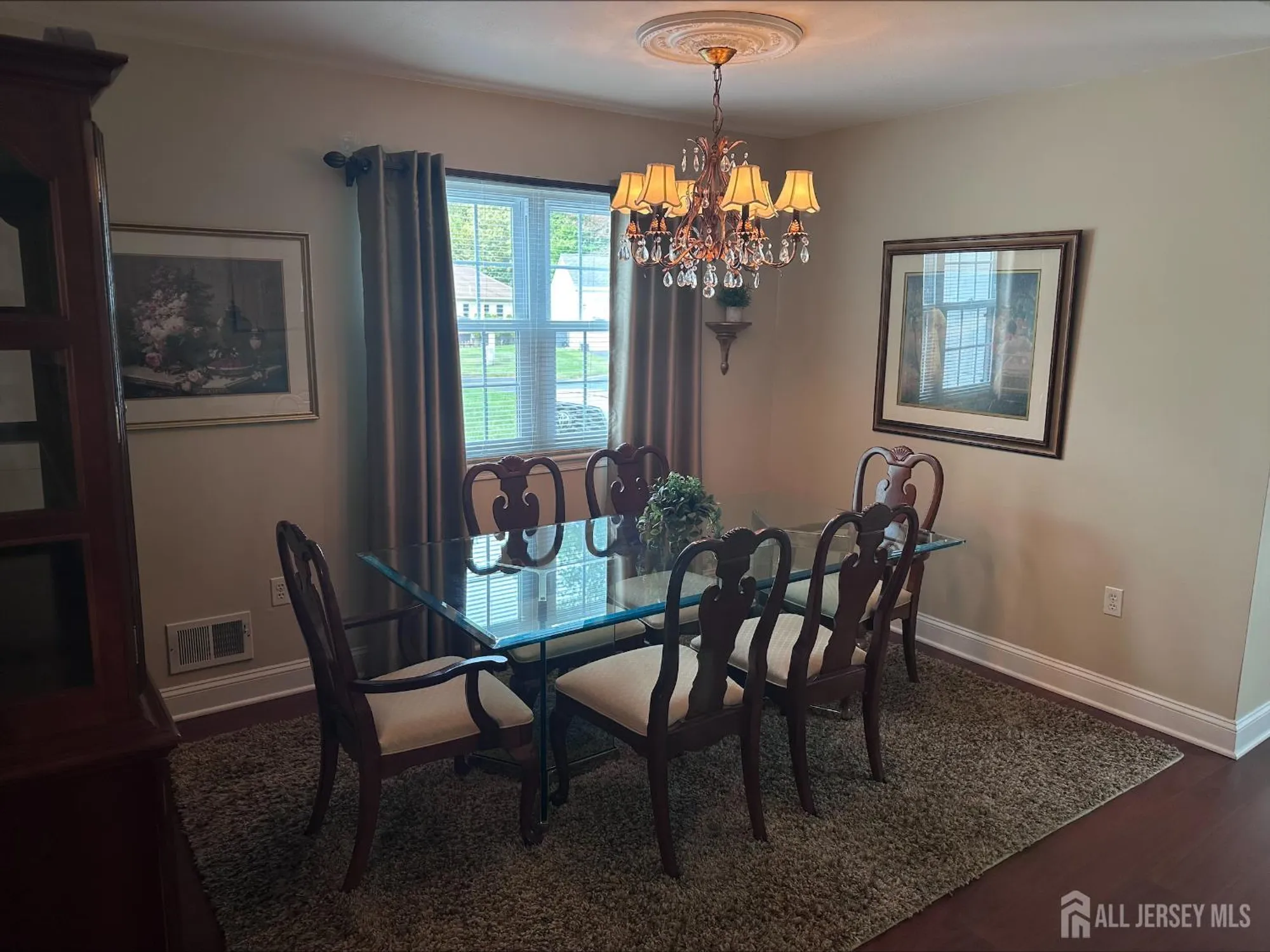 Property Slideshow image 15 of 38 | 17 ivy ridge close, Freehold, NJ, 07728
