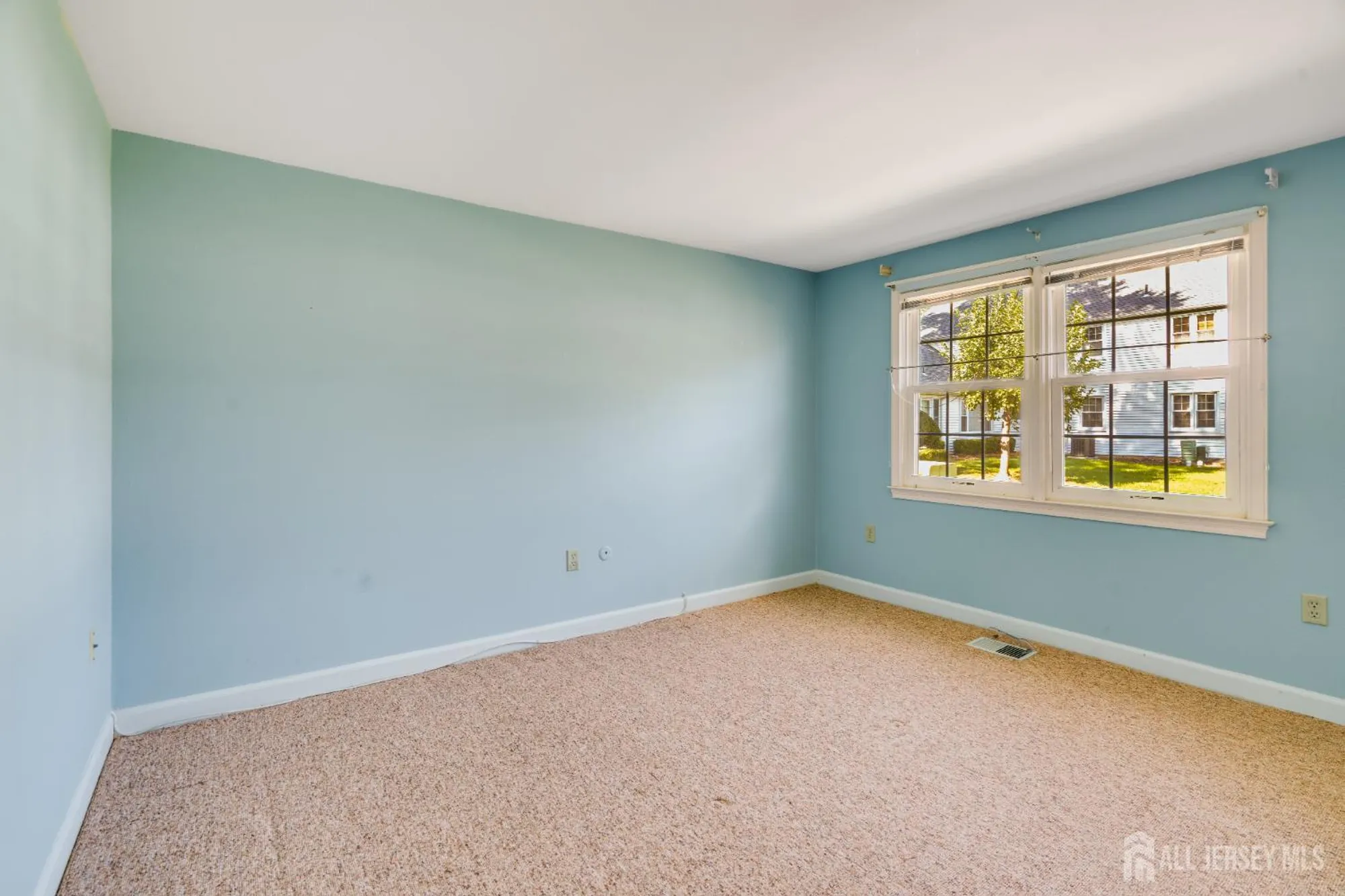 Property Slideshow image 10 of 15 | 23 rossmoor dr c, Monroe, NJ, 08831