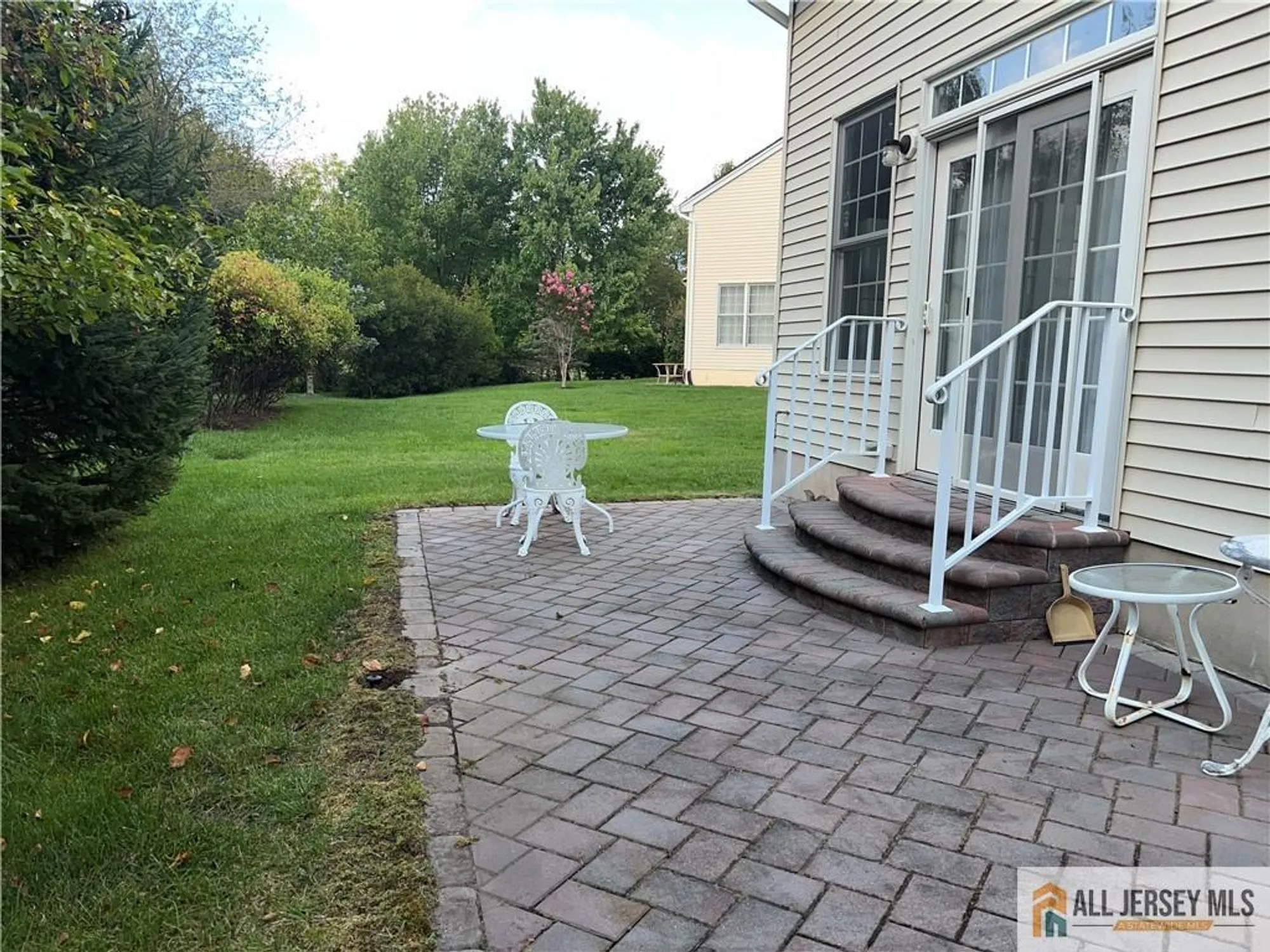 Property Slideshow image 17 of 18 | 99 saratoga ct, Somerset, NJ, 08873