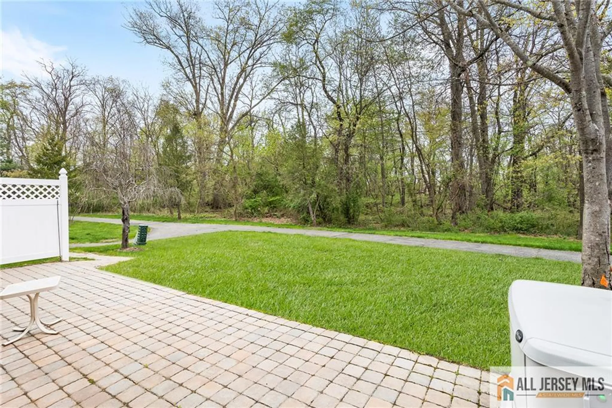 Property Slideshow image 4 of 42 | 34 schindler ct # 17, Lawrence, NJ, 08648