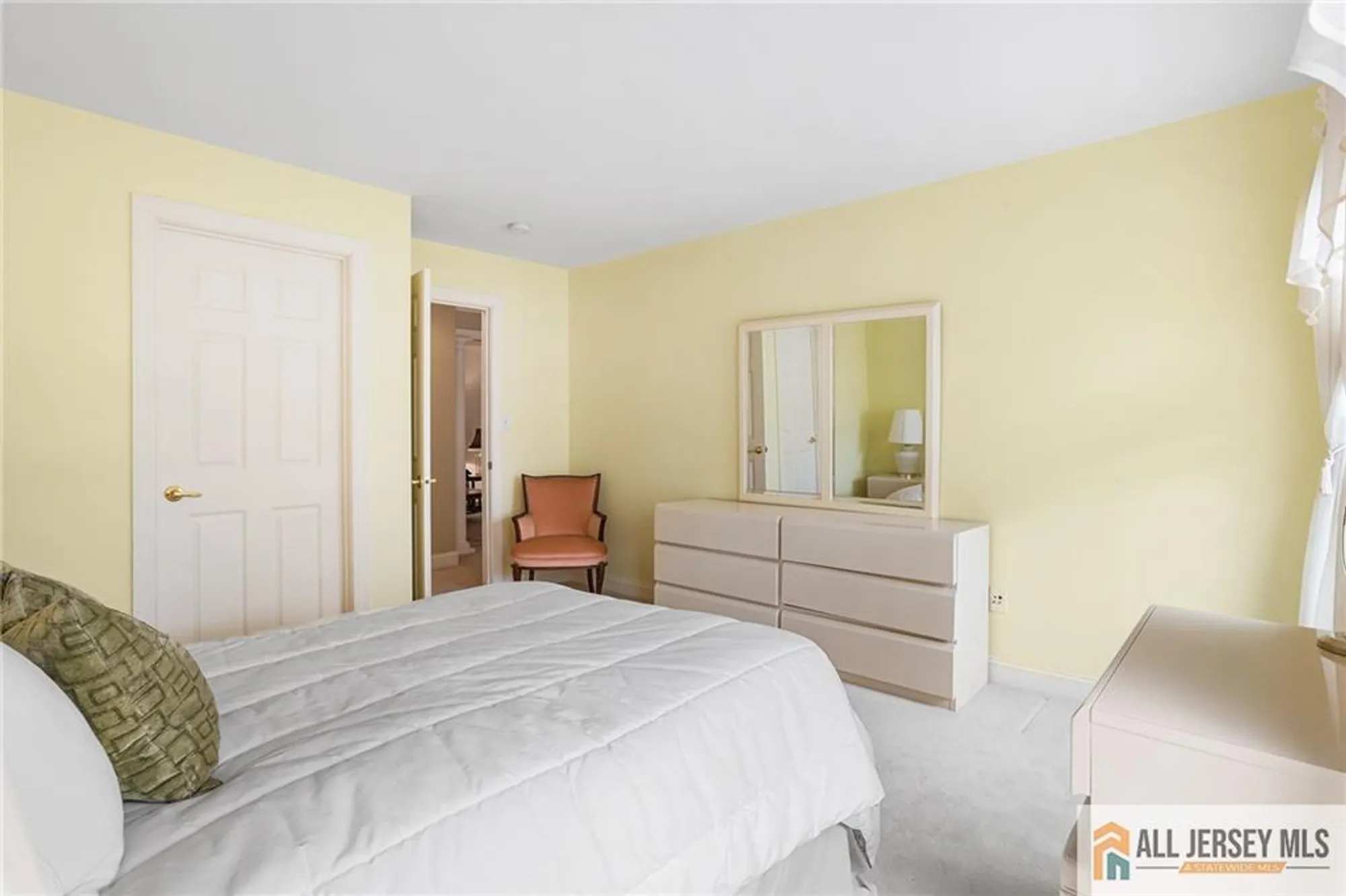 Property Slideshow image 42 of 42 | 34 schindler ct # 17, Lawrence, NJ, 08648