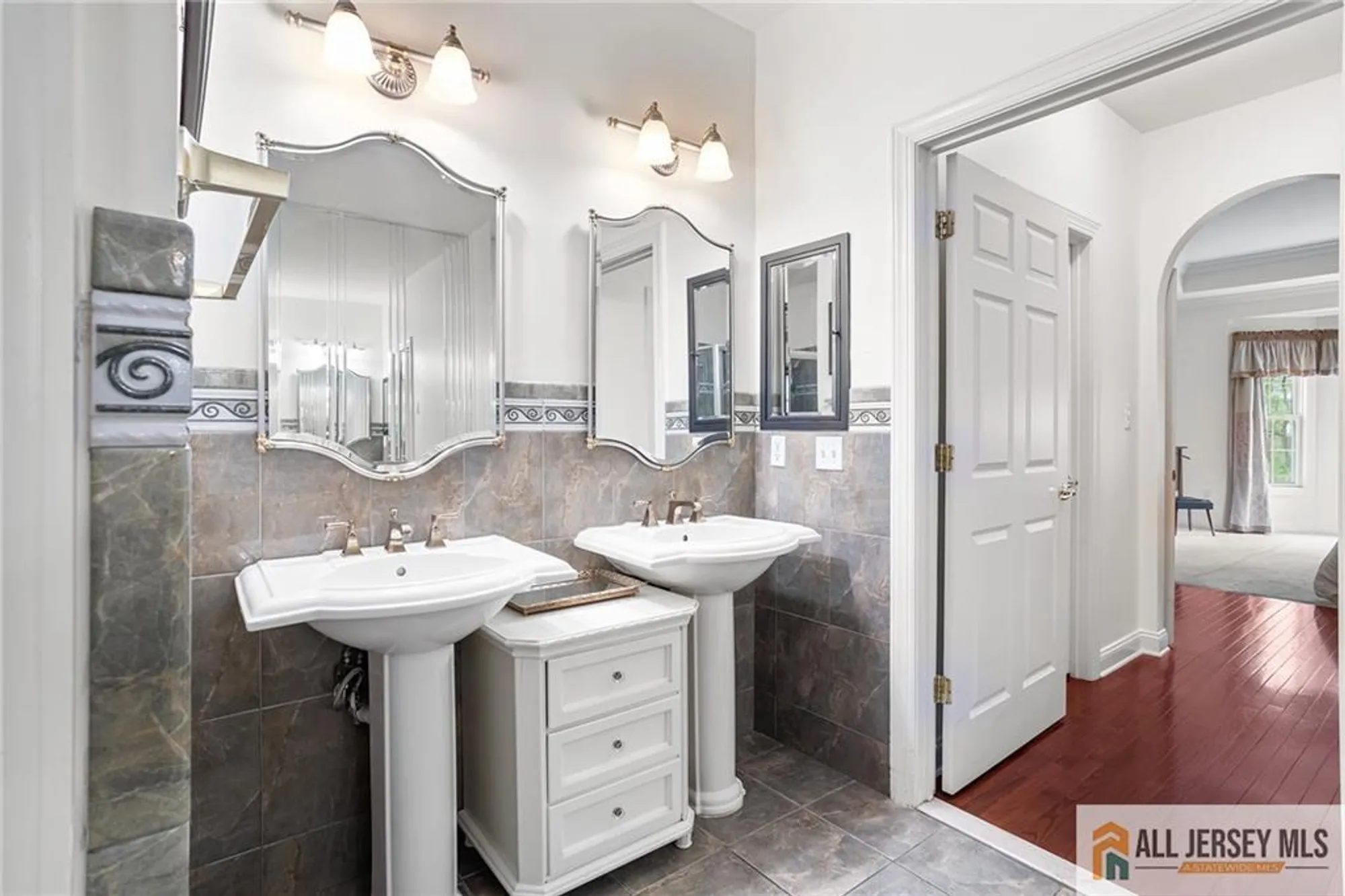 Property Slideshow image 28 of 42 | 34 schindler ct # 17, Lawrence, NJ, 08648