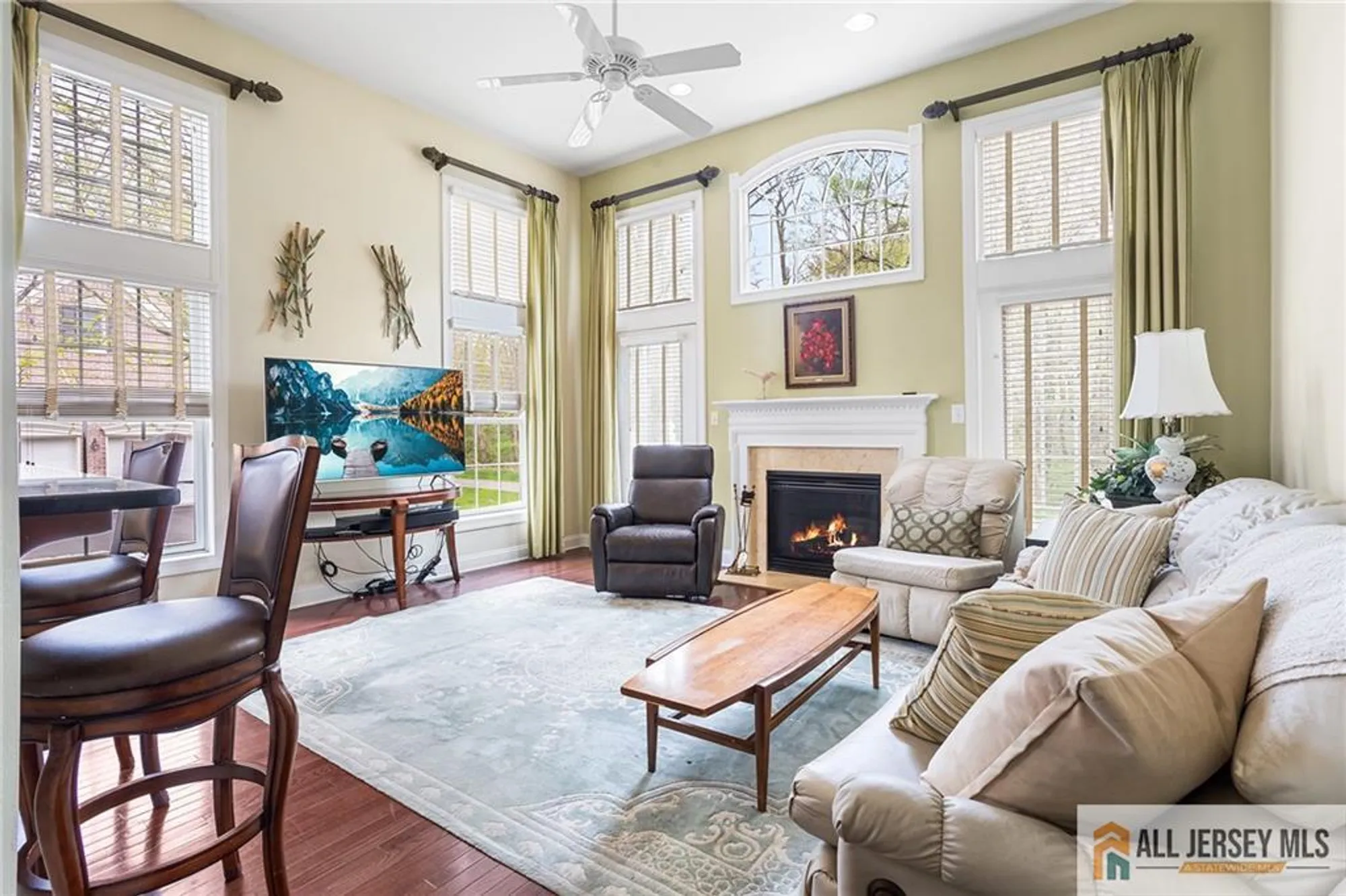 Property Slideshow image 23 of 42 | 34 schindler ct # 17, Lawrence, NJ, 08648