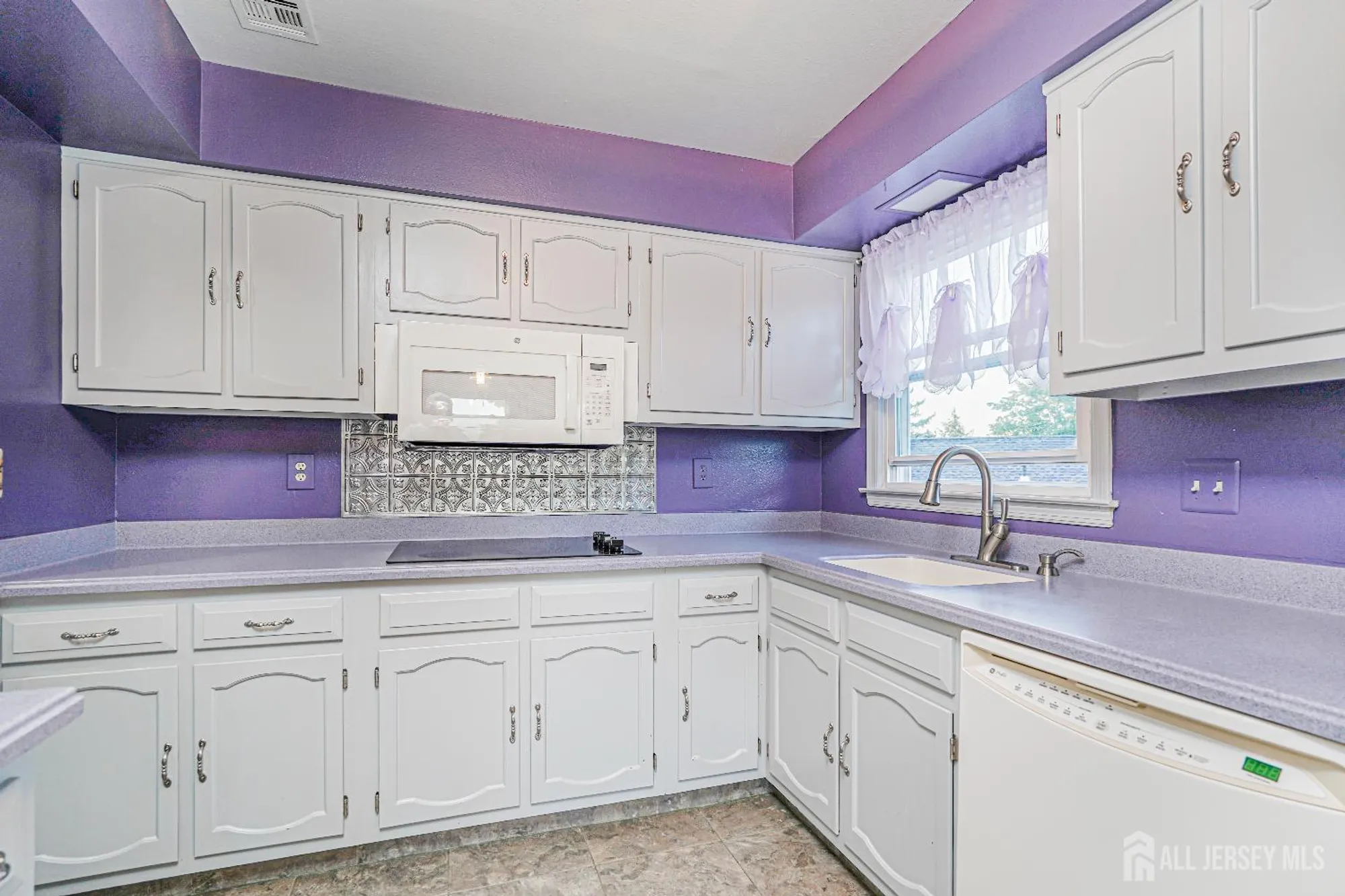 Property Slideshow image 7 of 20 | 452 new haven way n, Monroe, NJ, 08831