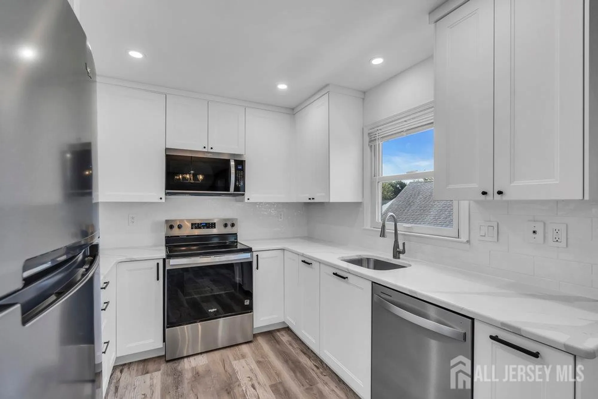 Property Slideshow image 8 of 16 | 479 newport way, Monroe, NJ, 08831