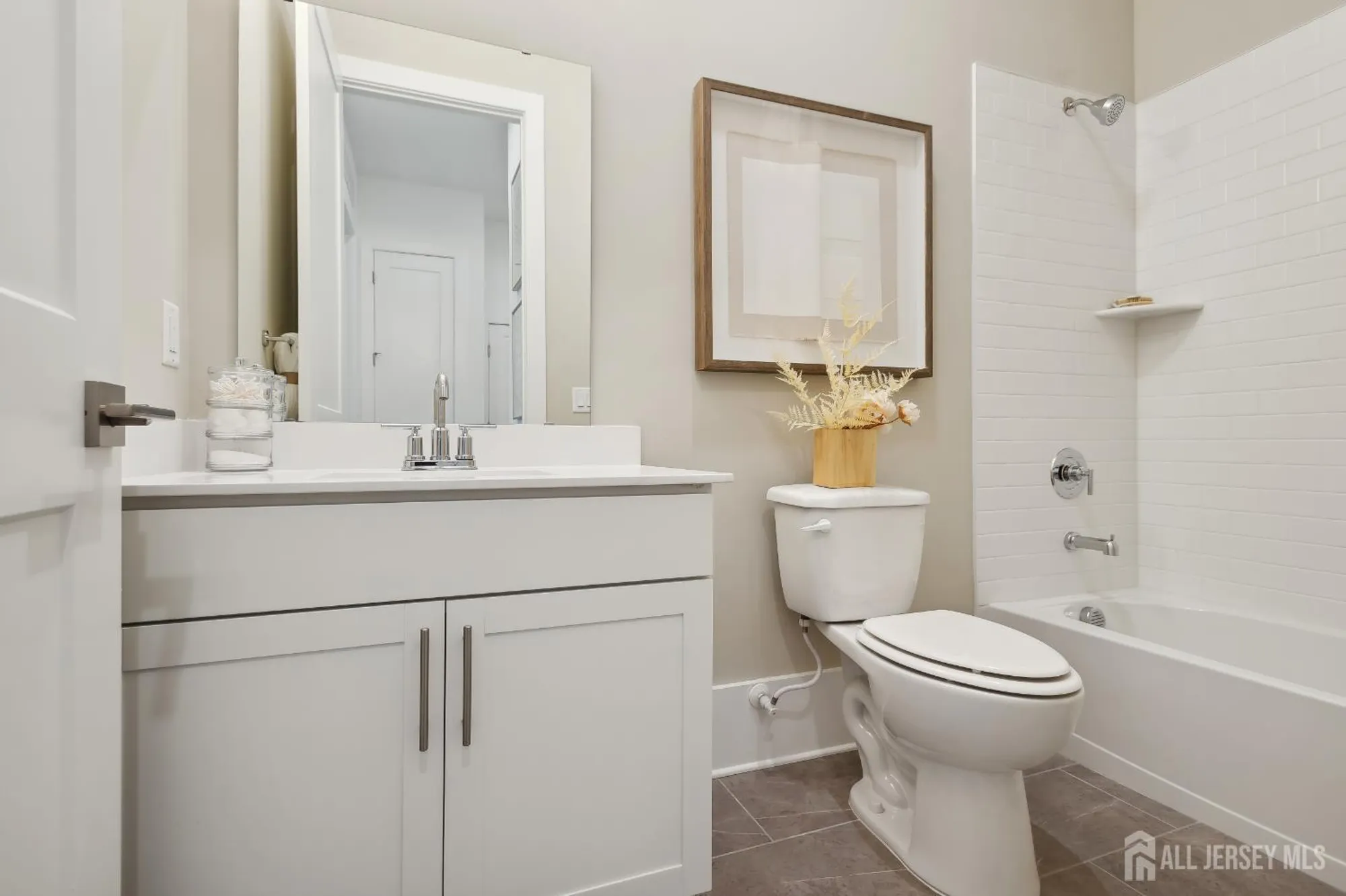 Property Slideshow image 5 of 39 | 22 brewer way # 25, Plainsboro, NJ, 08536