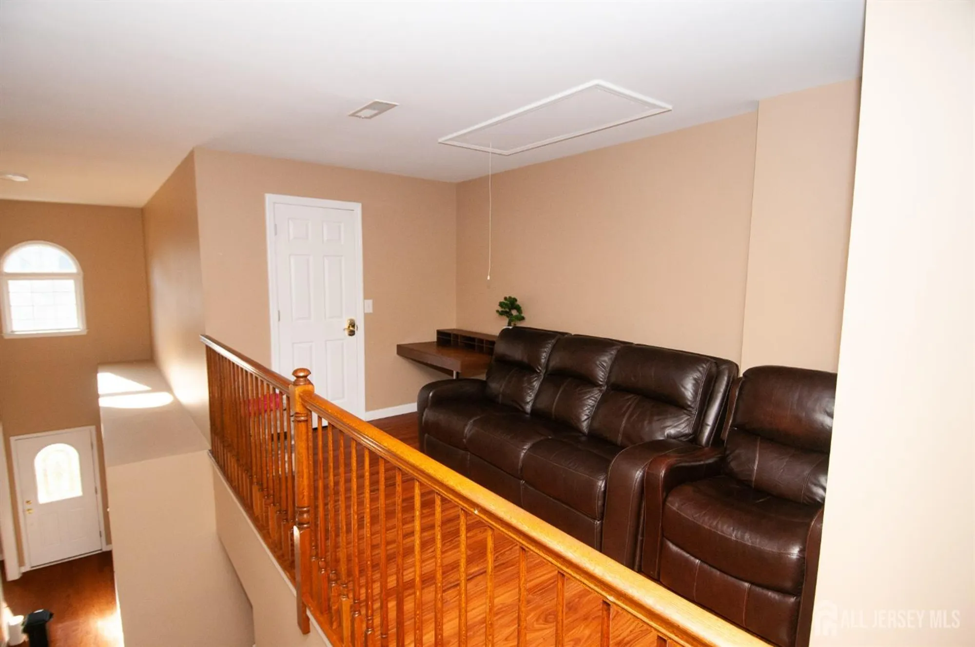 Property Slideshow image 12 of 29 | 12 farrington plz, Somerset, NJ, 08873