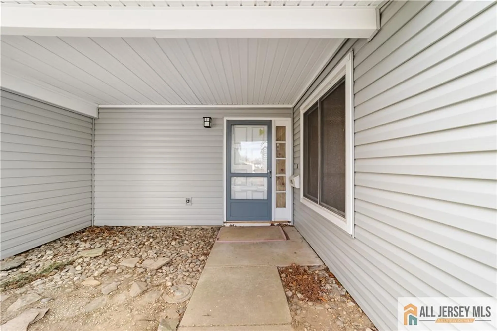 Property Slideshow image 2 of 33 | 40 haddon rd 40b, Monroe, NJ, 08831