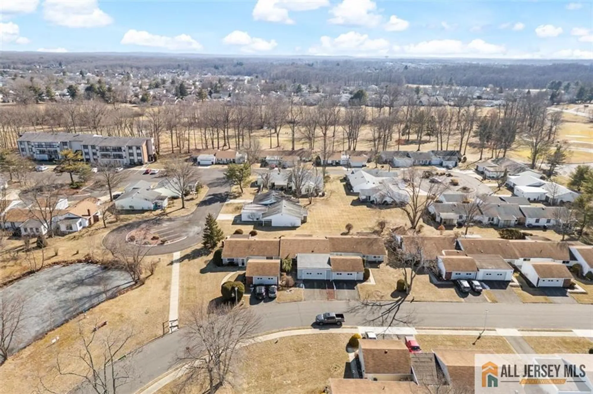 Property Slideshow image 29 of 33 | 40 haddon rd 40b, Monroe, NJ, 08831