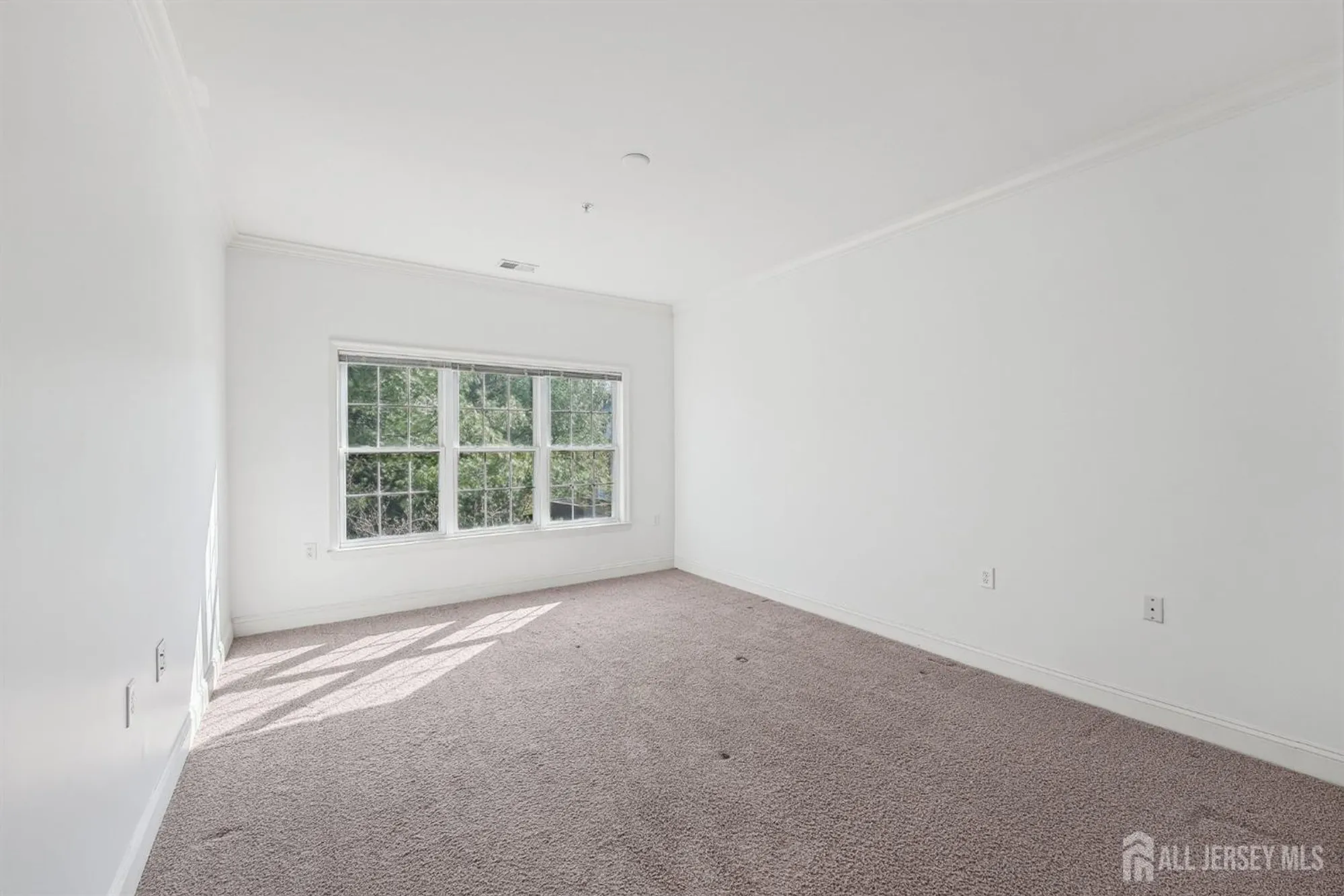 Property Slideshow image 11 of 25 | 5213 falston cir # 13, Old Bridge, NJ, 08857
