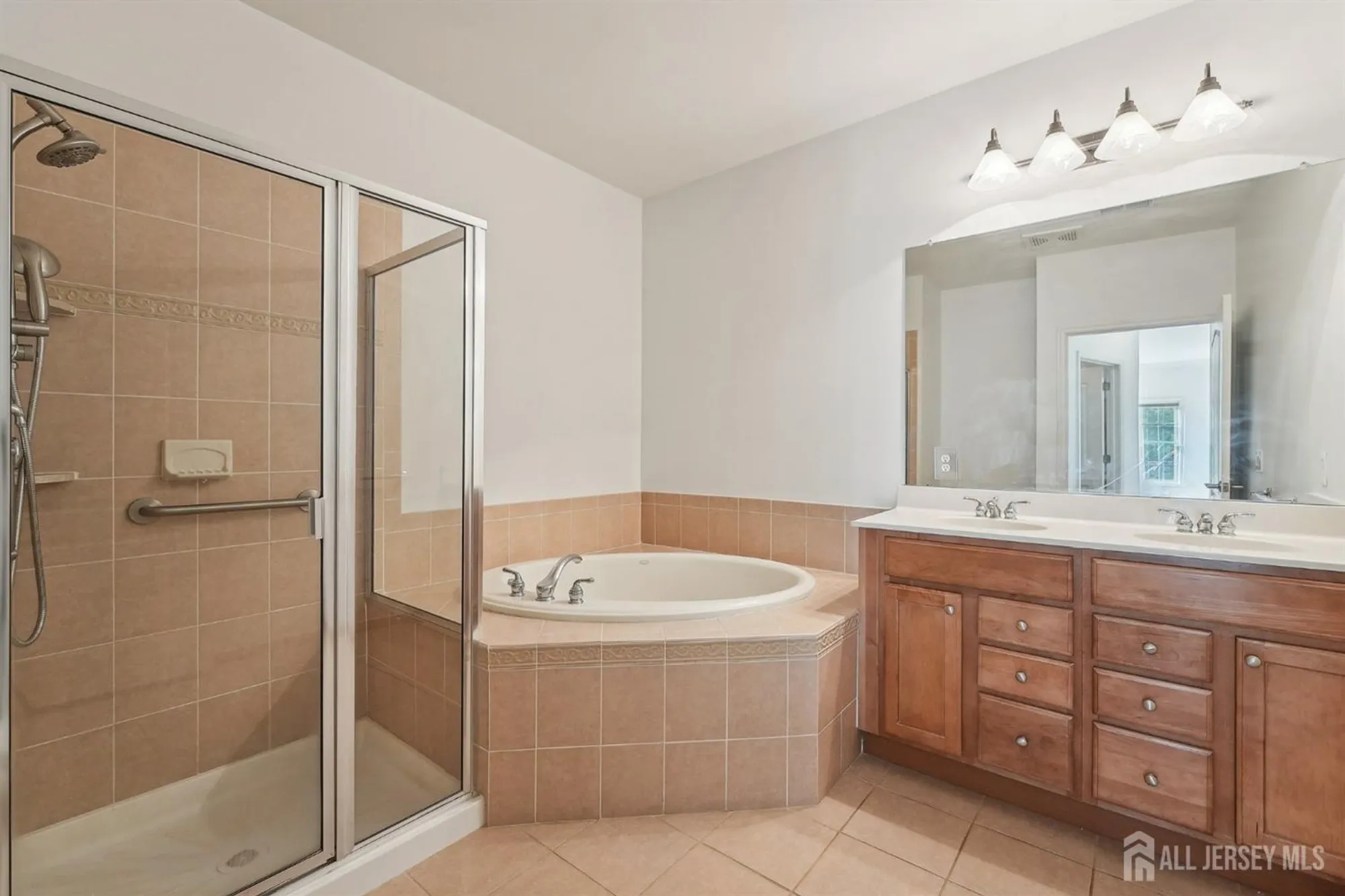 Property Slideshow image 12 of 25 | 5213 falston cir # 13, Old Bridge, NJ, 08857