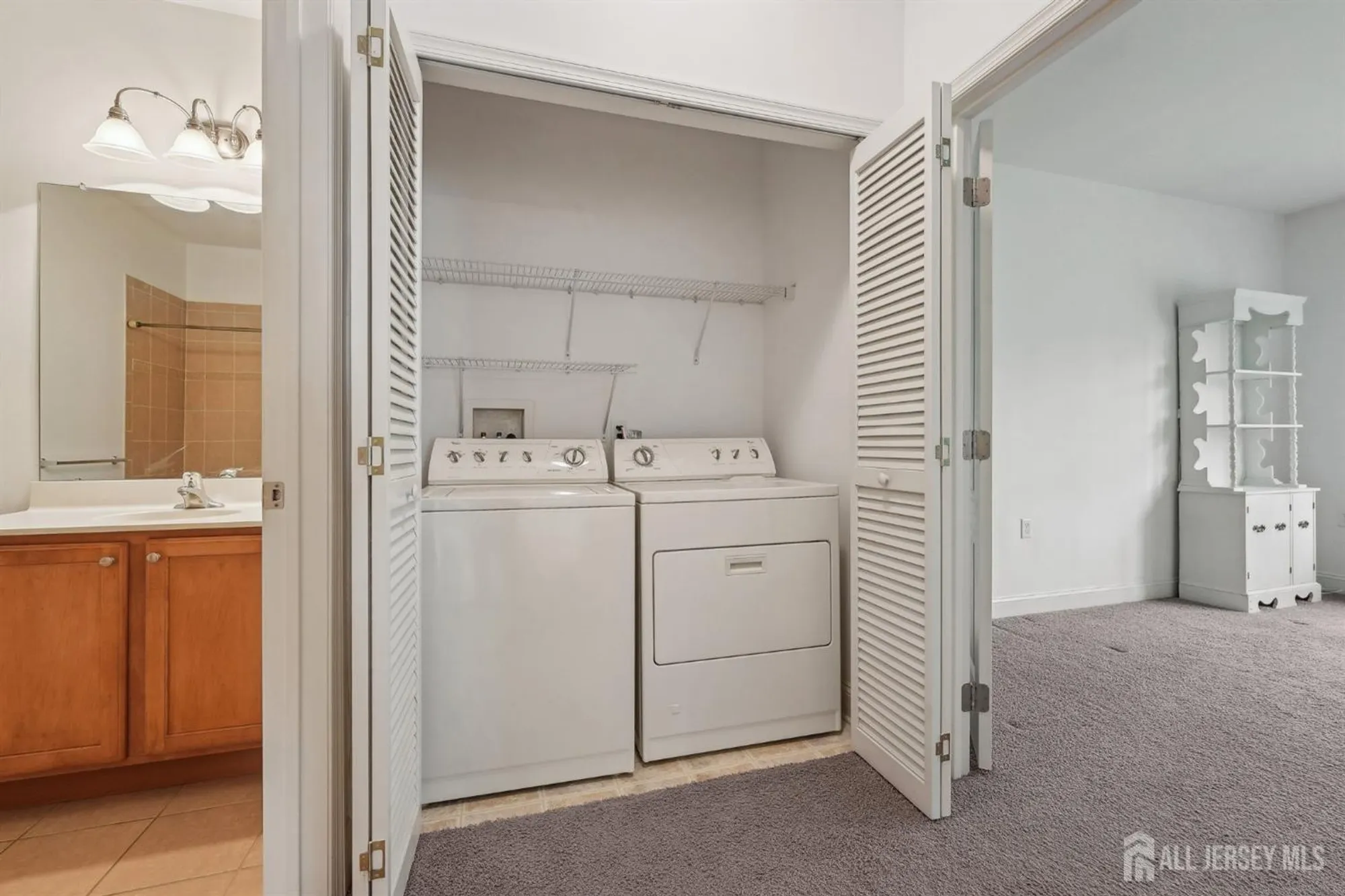 Property Slideshow image 17 of 25 | 5213 falston cir # 13, Old Bridge, NJ, 08857