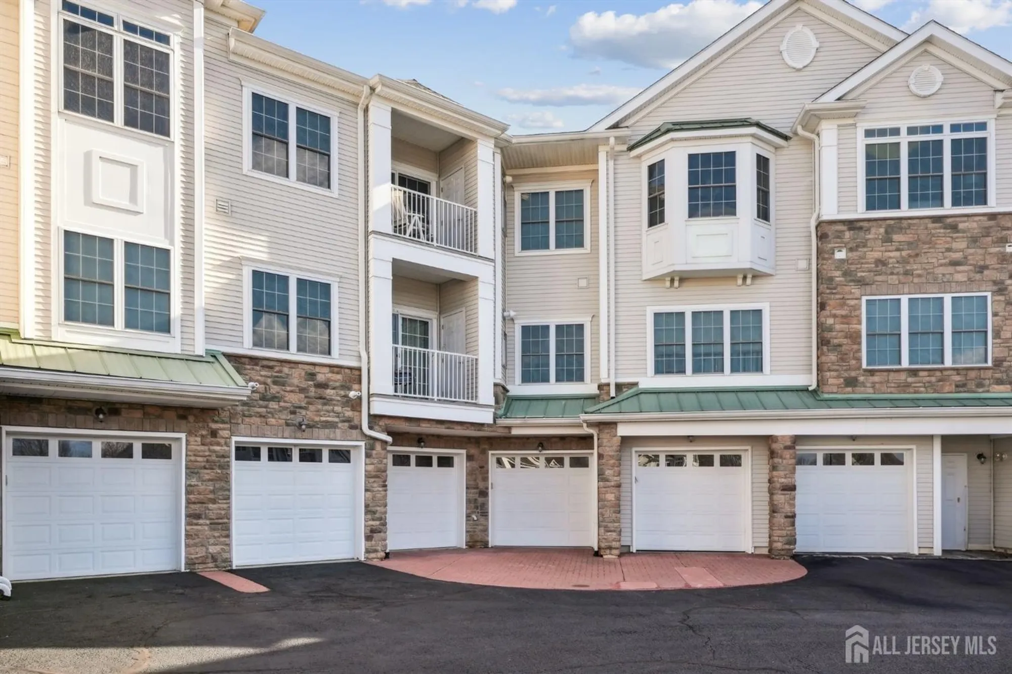 Property Slideshow image 20 of 25 | 5213 falston cir # 13, Old Bridge, NJ, 08857