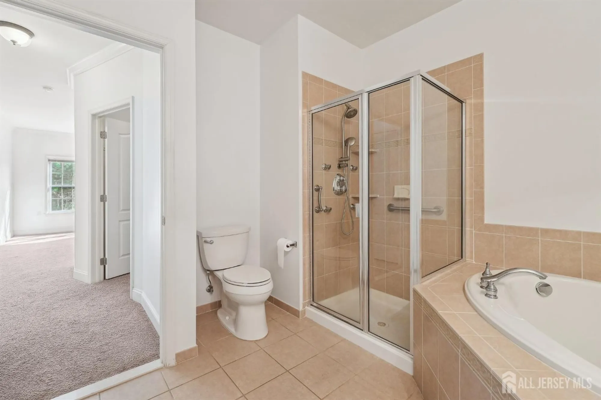 Property Slideshow image 13 of 25 | 5213 falston cir # 13, Old Bridge, NJ, 08857