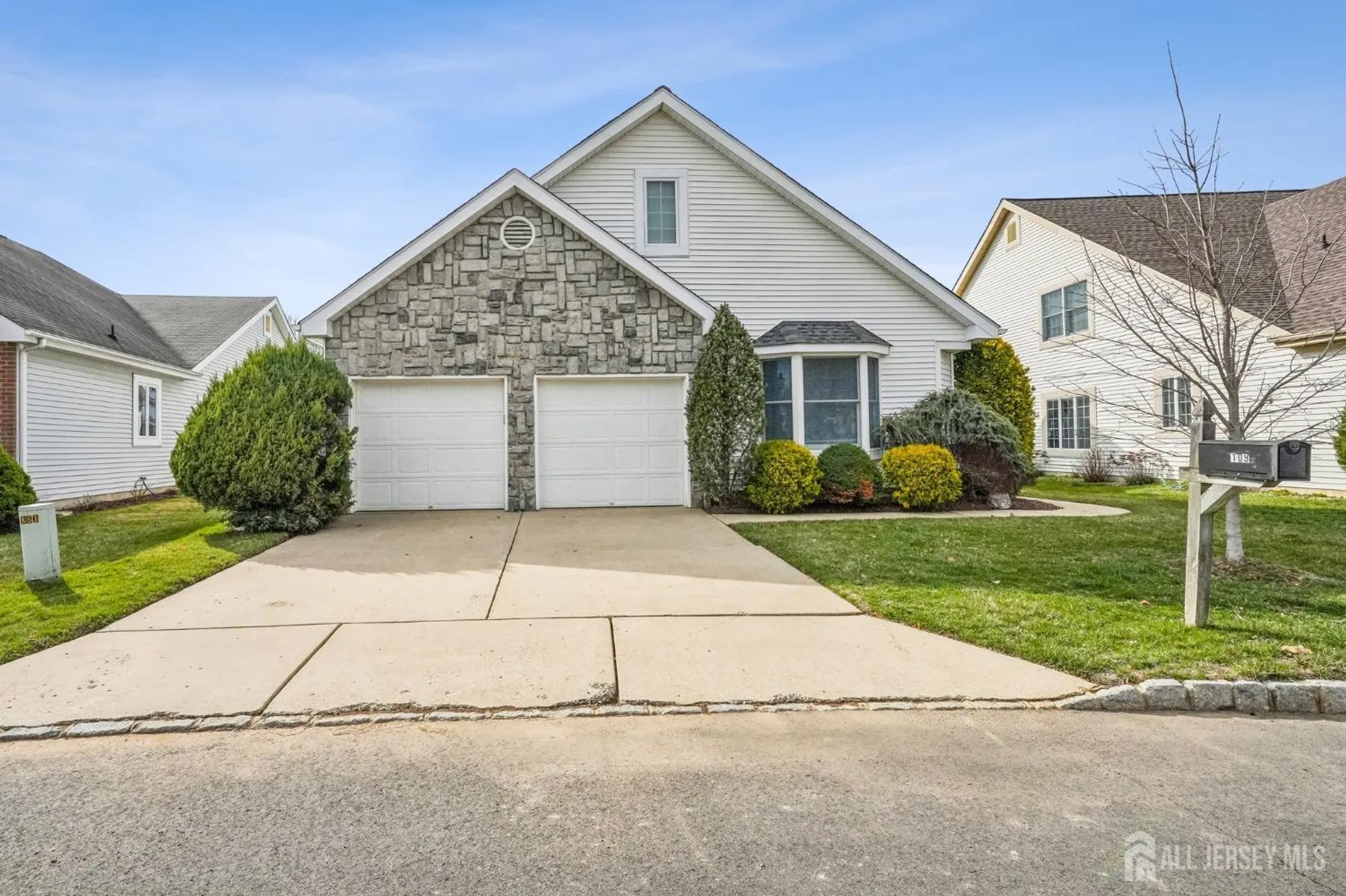 Property Slideshow image 23 of 26 | 109 leeds ln, Monroe, NJ, 08831