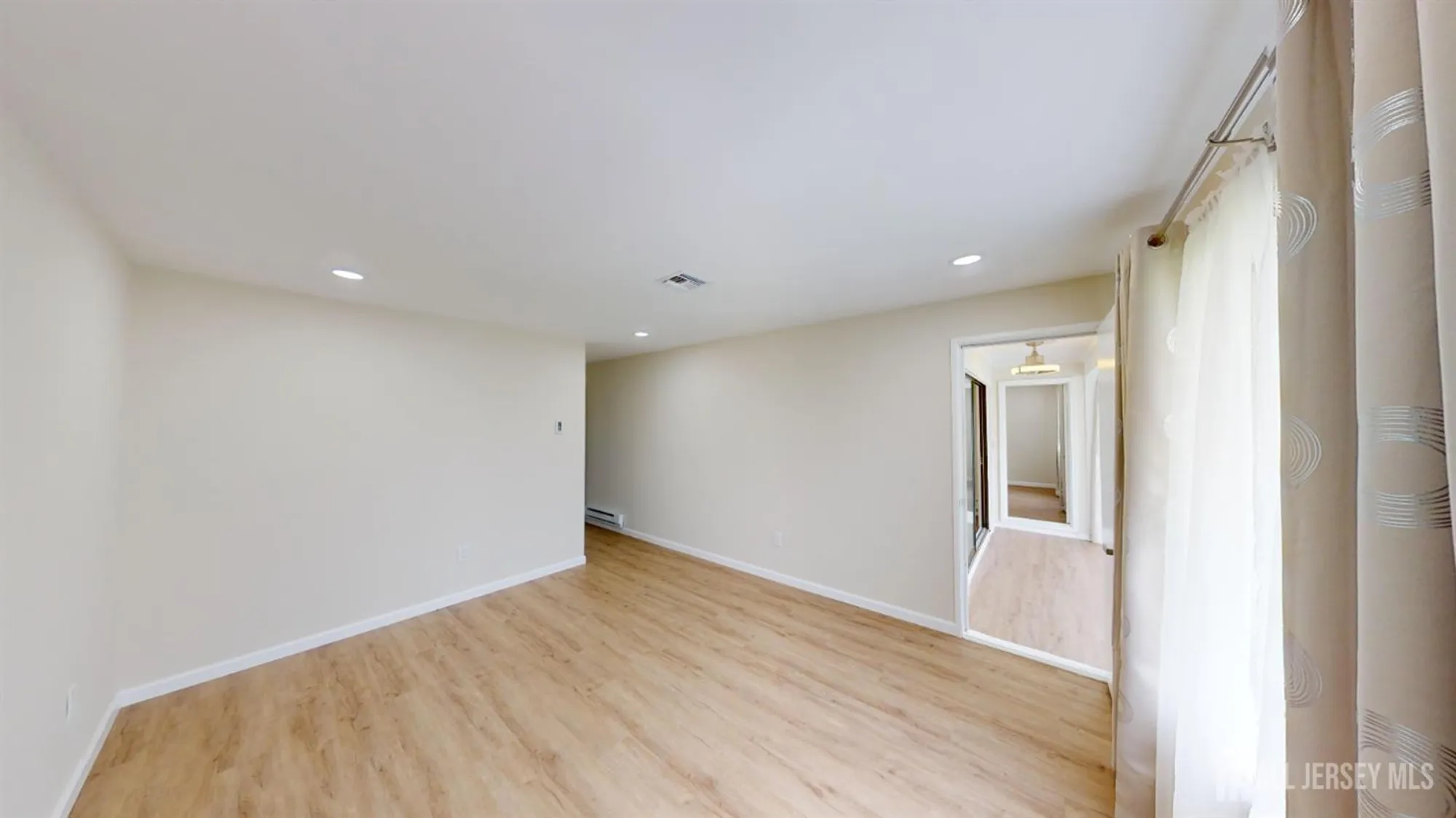 Property Slideshow image 11 of 30 | 9c aspen plz, Monroe, NJ, 08831