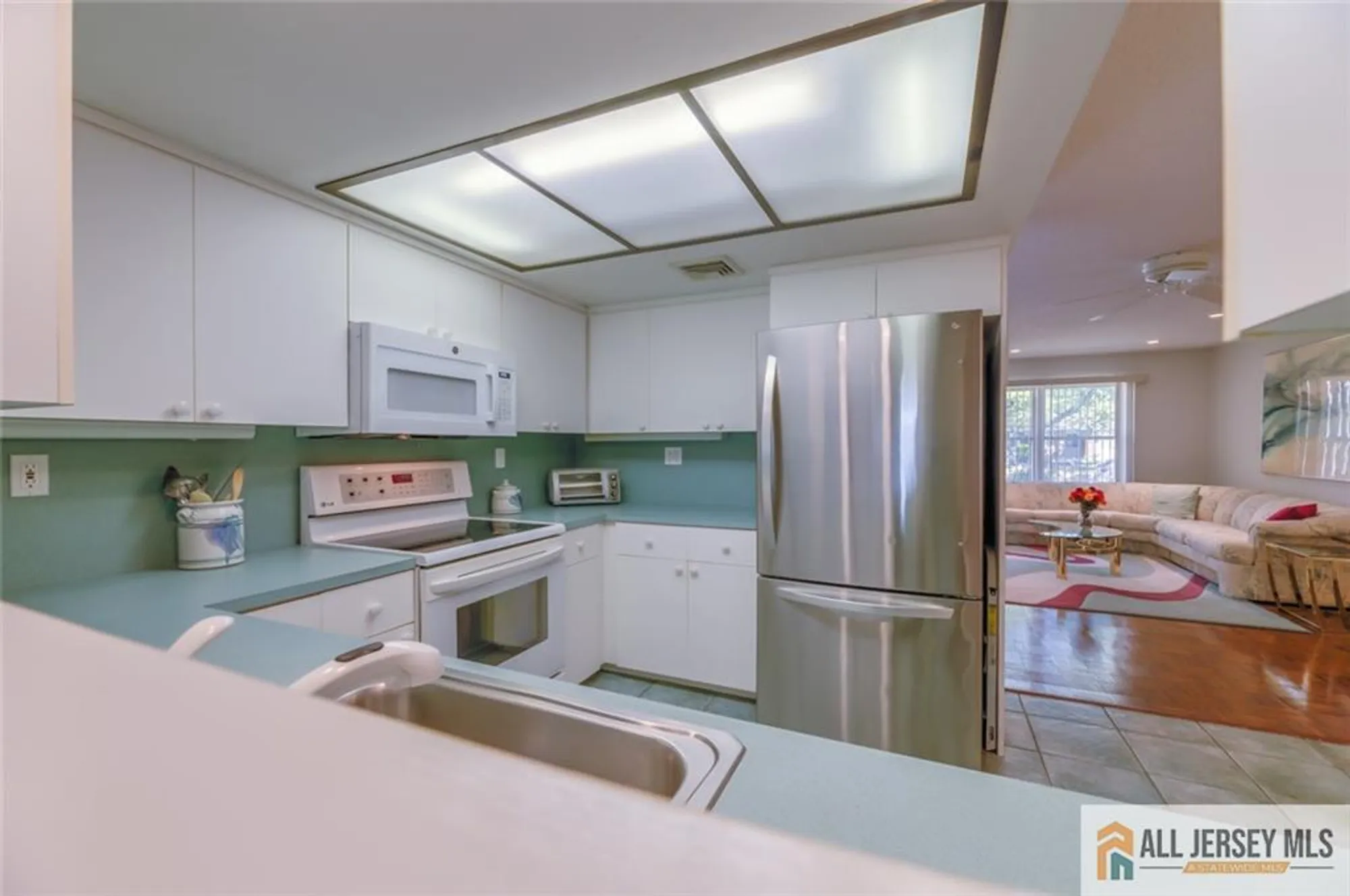 Property Slideshow image 11 of 41 | 301 yardley dr a, Monroe, NJ, 08831