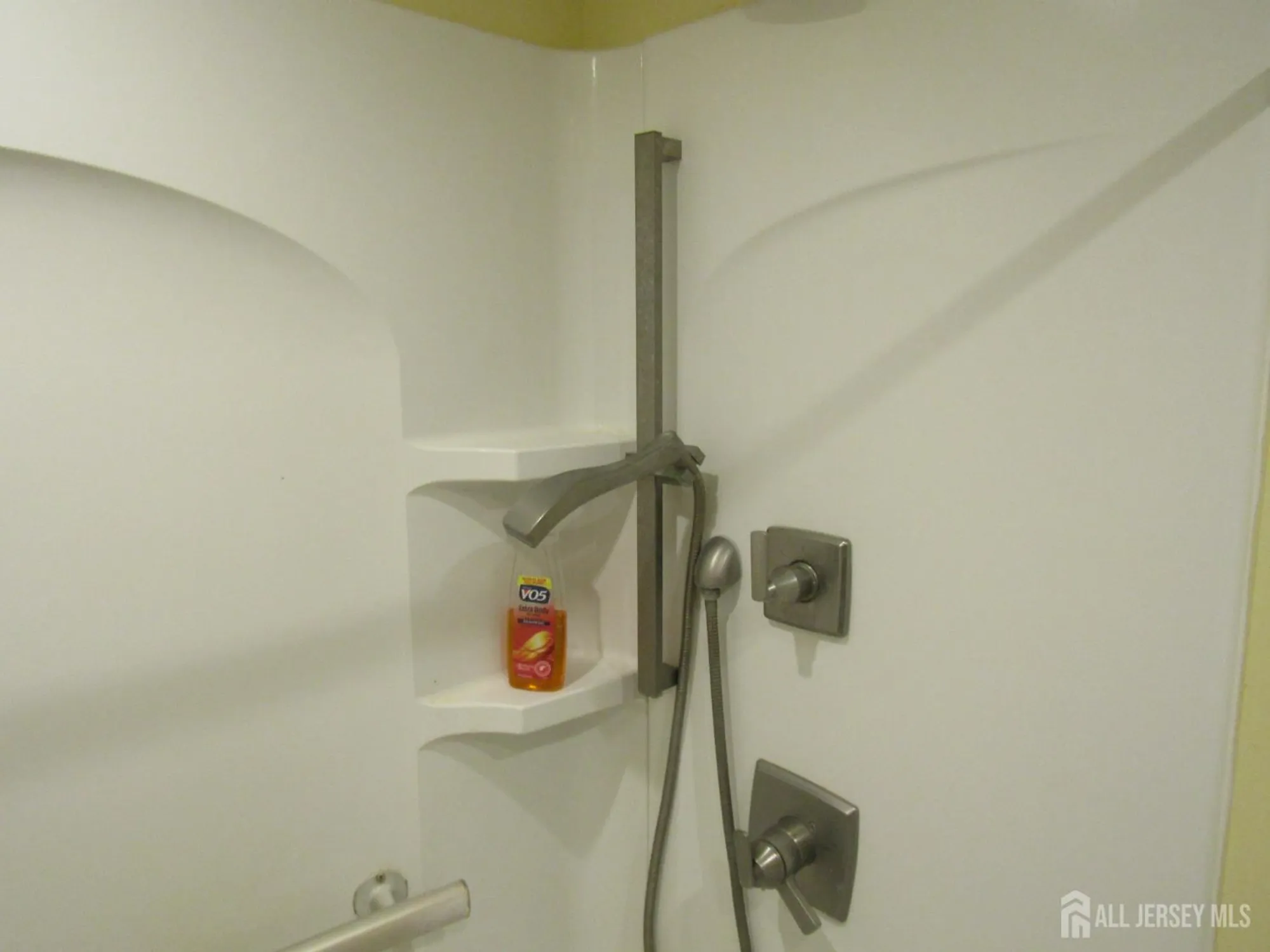 Property Slideshow image 16 of 18 | 72 amherst ln a, Monroe, NJ, 08831