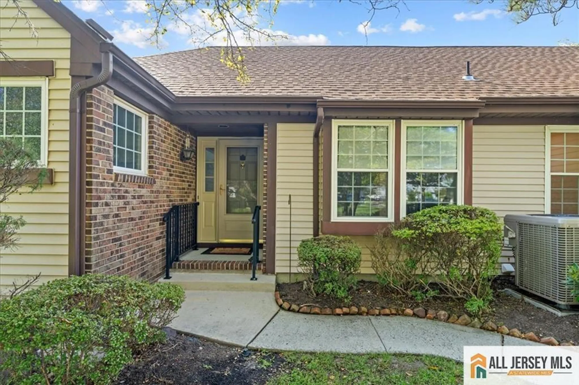 Property Slideshow image 3 of 27 | 1 rothwell dr, Monroe, NJ, 08831