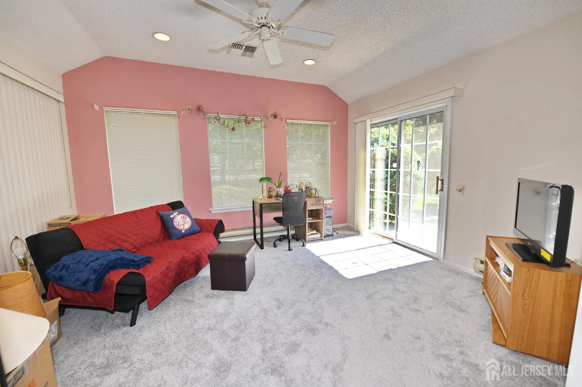 Property Slideshow image 14 of 25 | 661 azalea plz c, Monroe, NJ, 08831