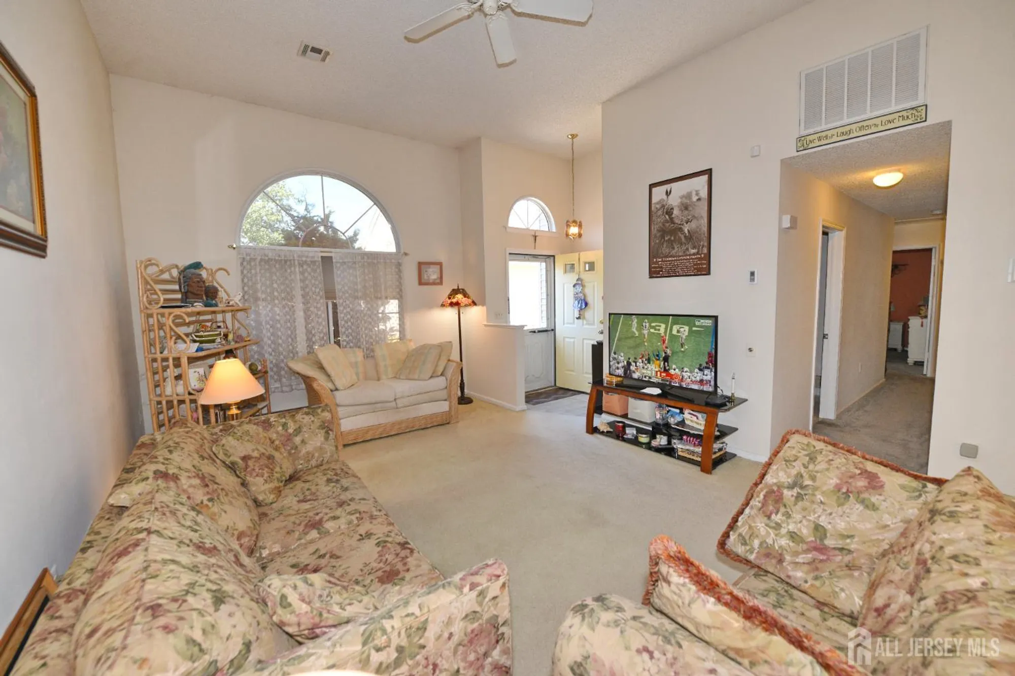 Property Slideshow image 5 of 25 | 661 azalea plz c, Monroe, NJ, 08831