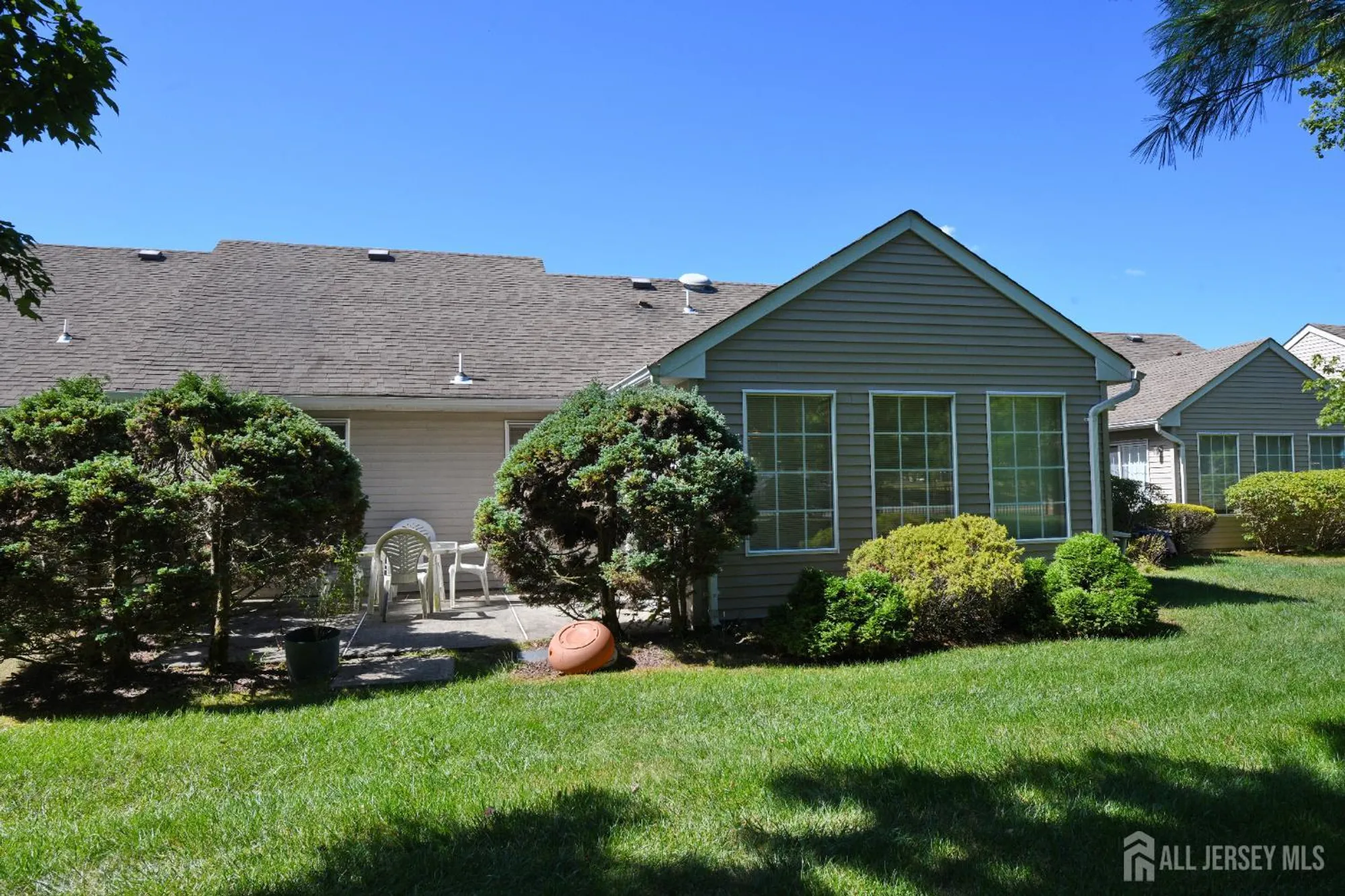 Property Slideshow image 20 of 25 | 661 azalea plz c, Monroe, NJ, 08831