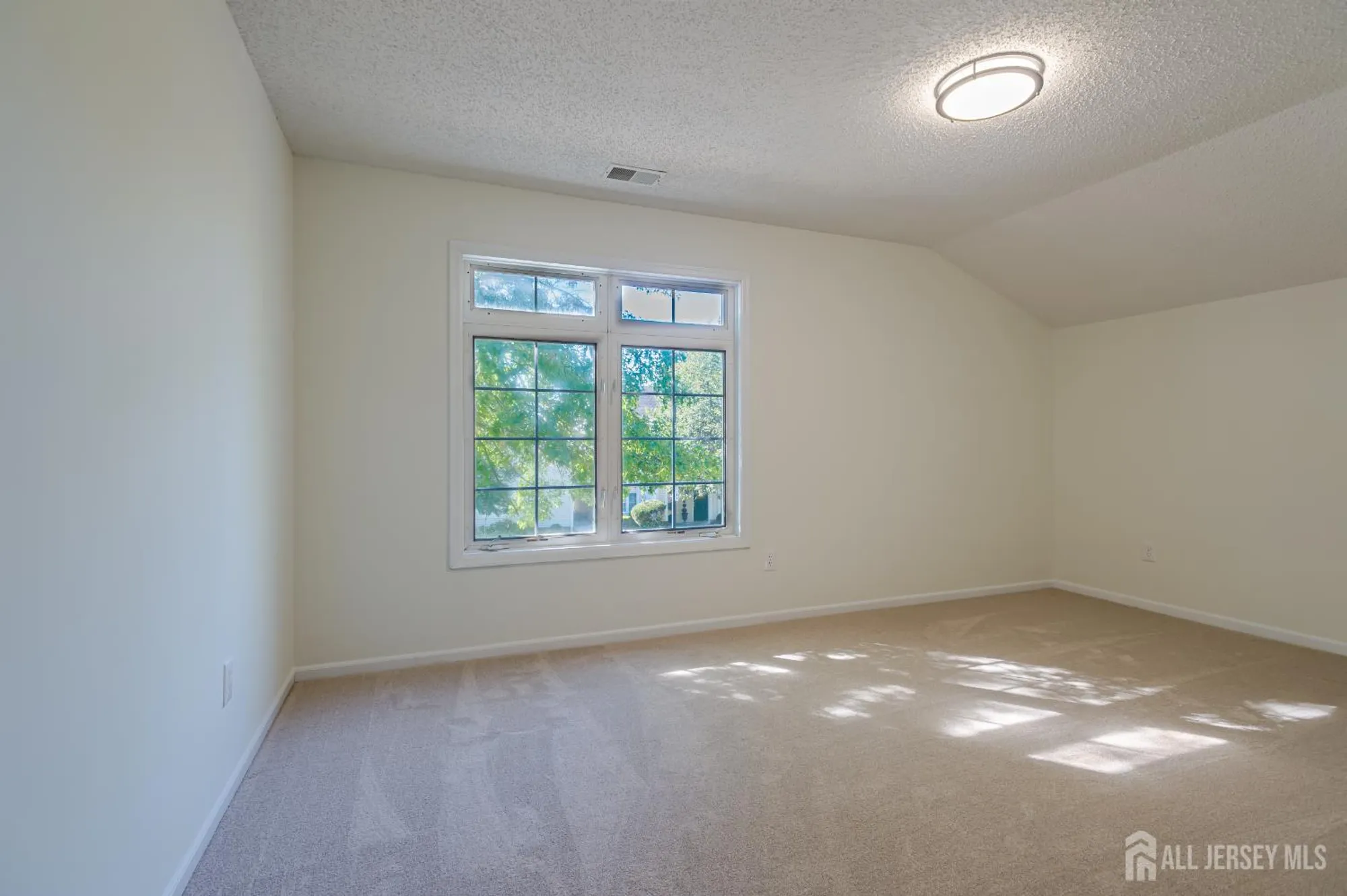 Property Slideshow image 21 of 36 | 69a winthrop rd, Monroe, NJ, 08831