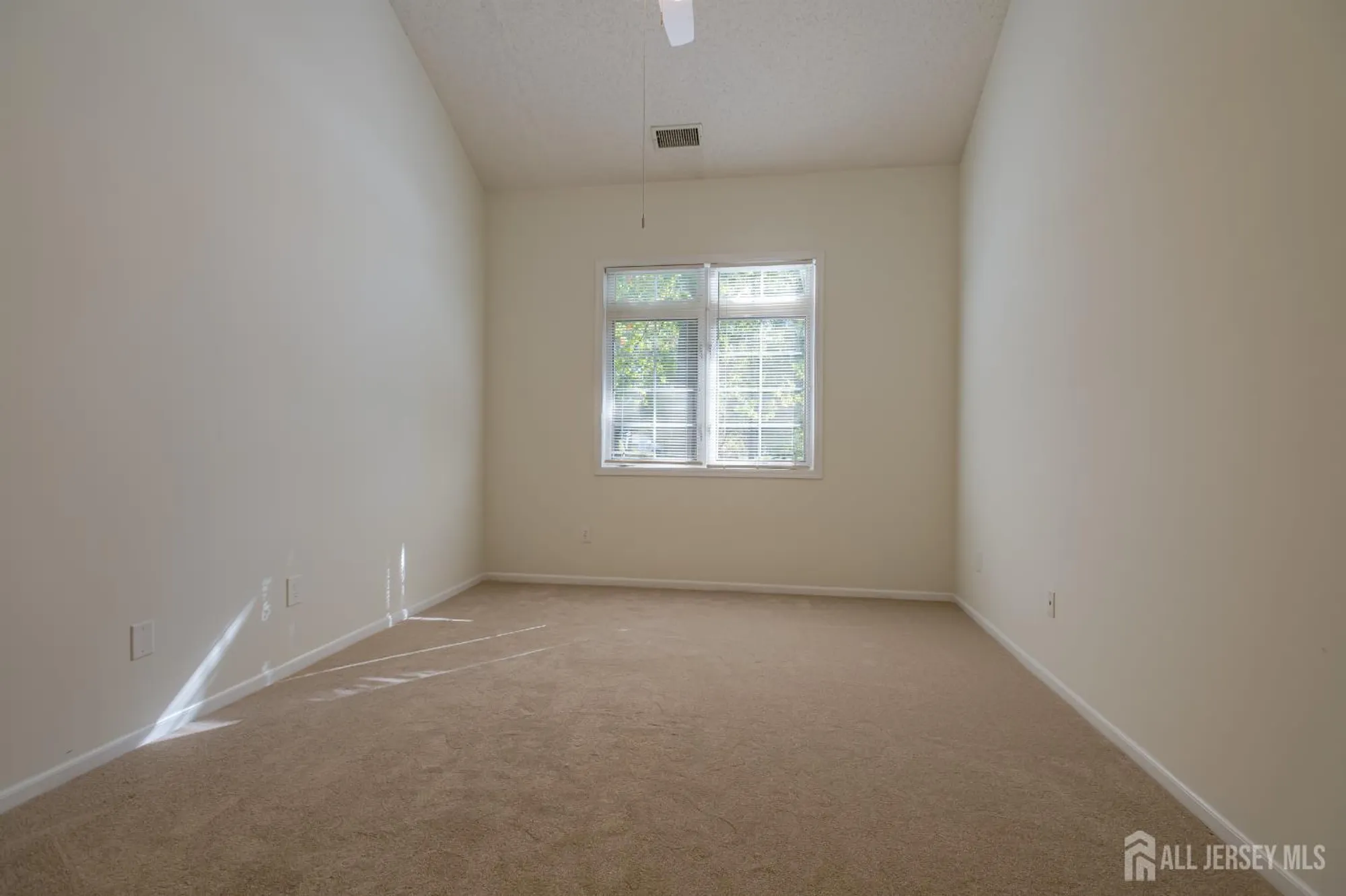 Property Slideshow image 15 of 36 | 69a winthrop rd, Monroe, NJ, 08831