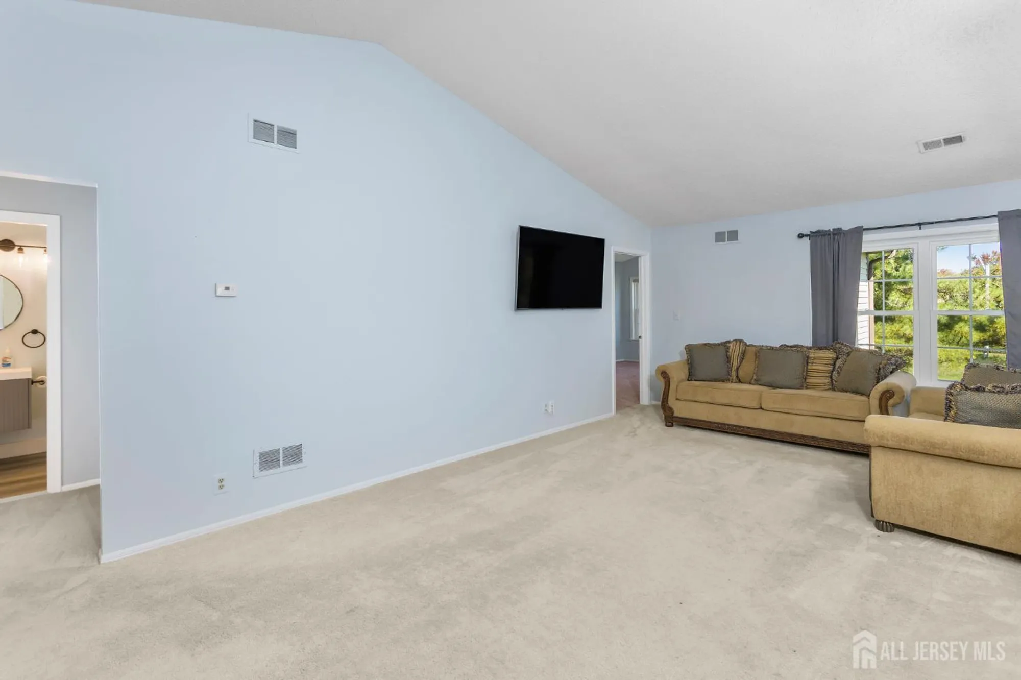 Property Slideshow image 8 of 31 | 35 edinburgh dr c, Monroe, NJ, 08831