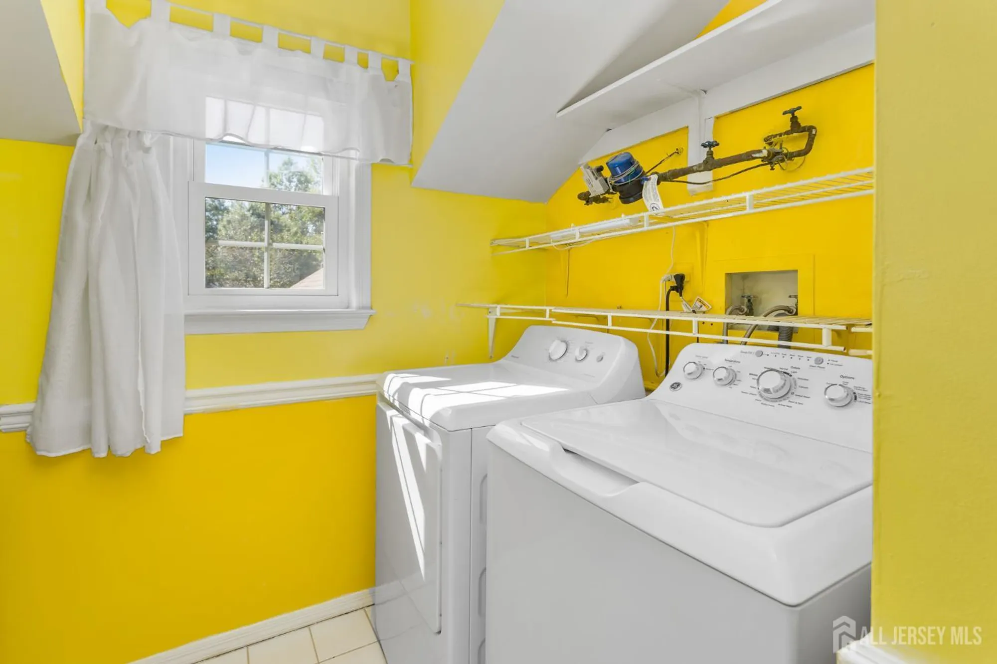 Property Slideshow image 17 of 31 | 35 edinburgh dr c, Monroe, NJ, 08831