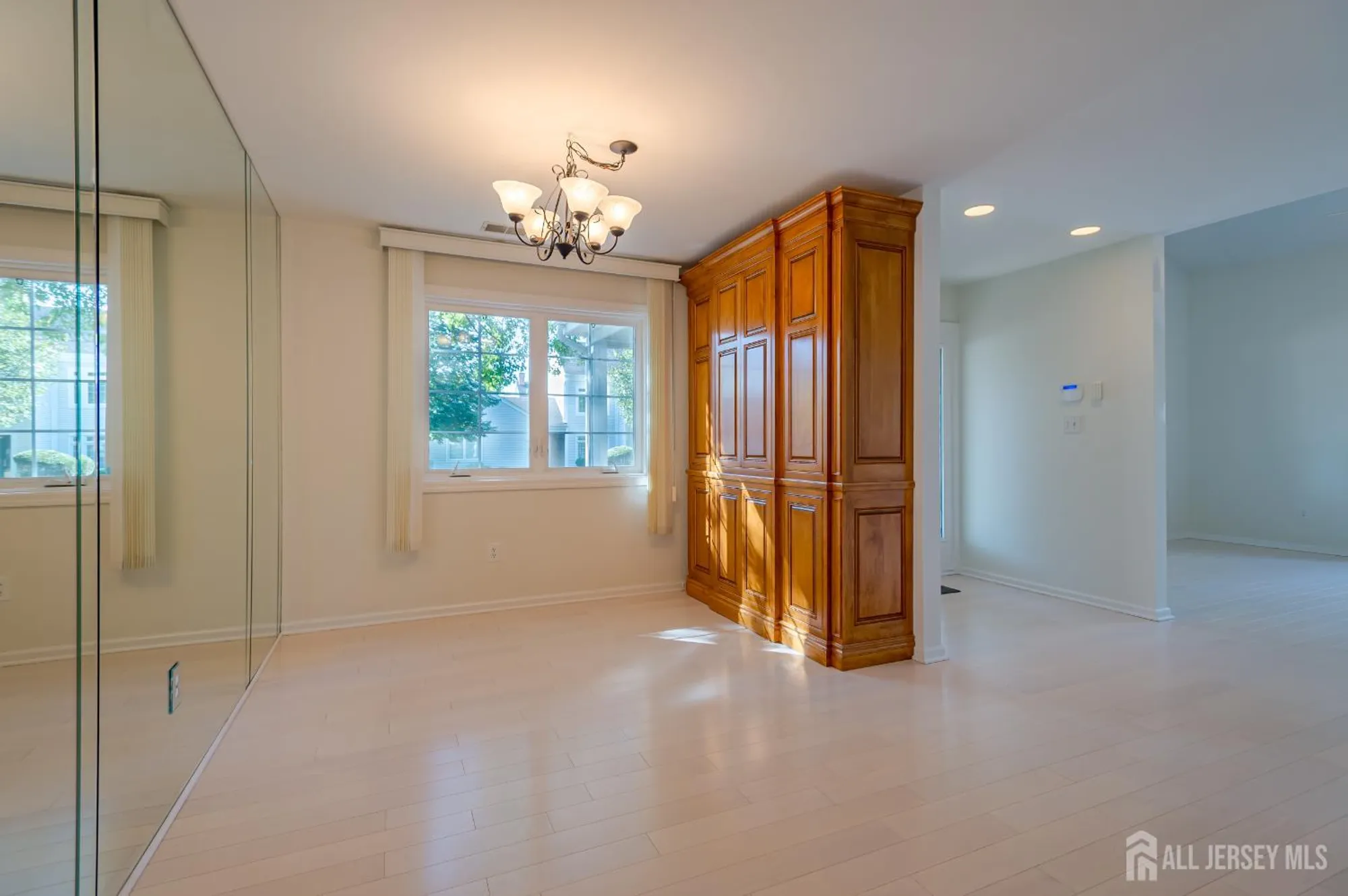 Property Slideshow image 8 of 36 | 69a winthrop rd, Monroe, NJ, 08831