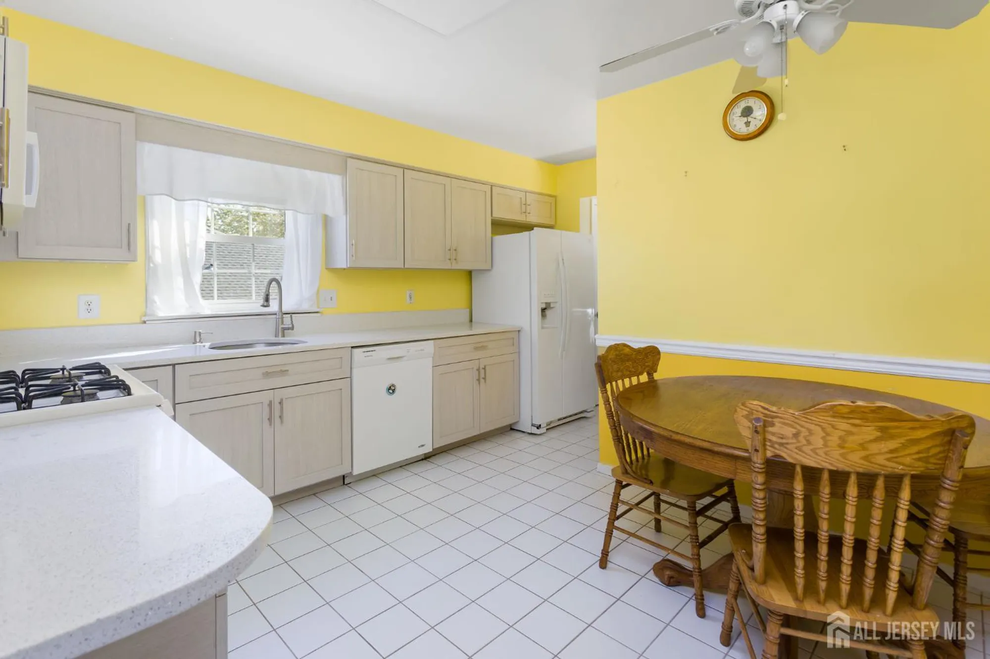 Property Slideshow image 13 of 31 | 35 edinburgh dr c, Monroe, NJ, 08831