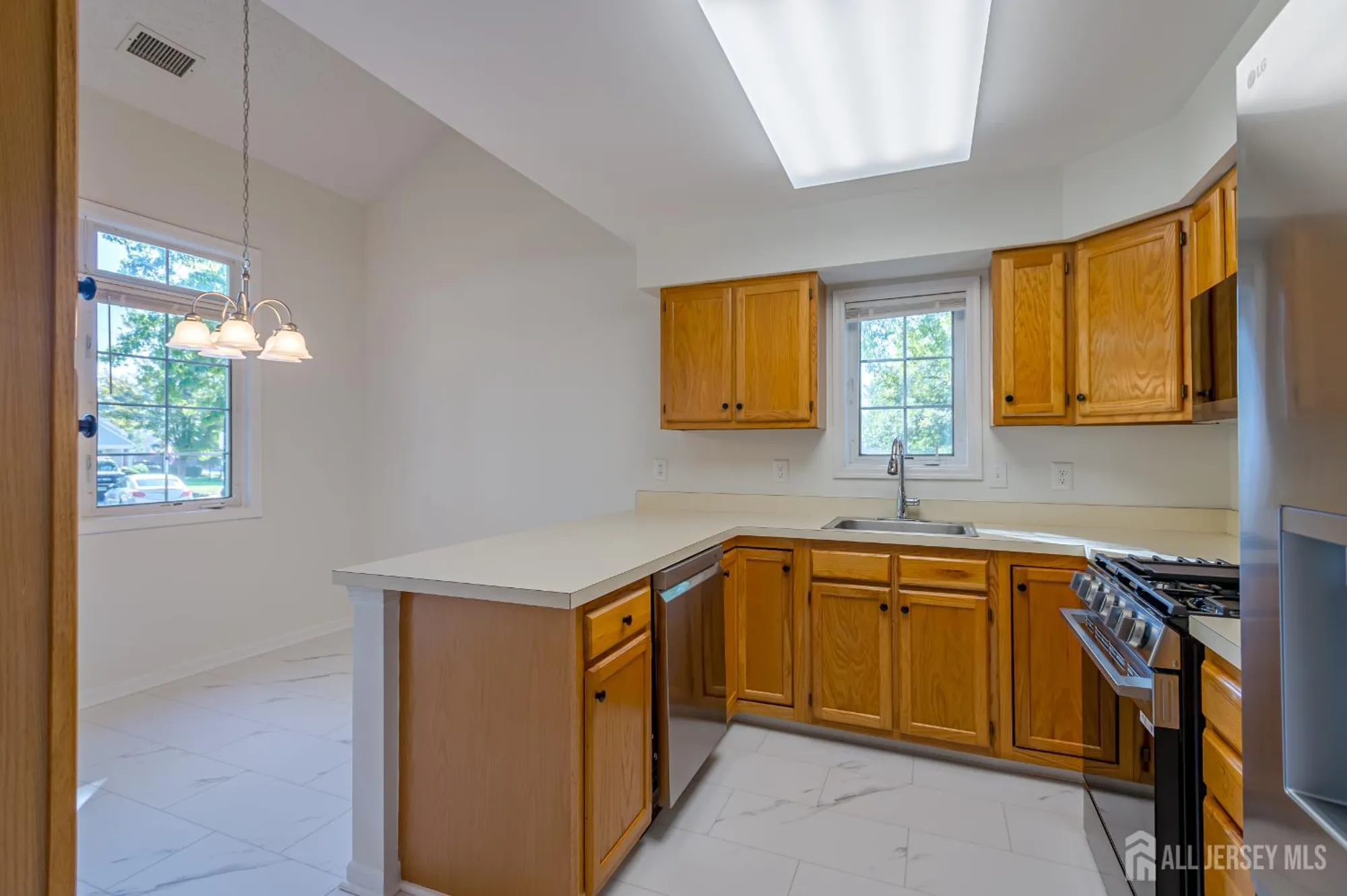 Property Slideshow image 11 of 36 | 69a winthrop rd, Monroe, NJ, 08831