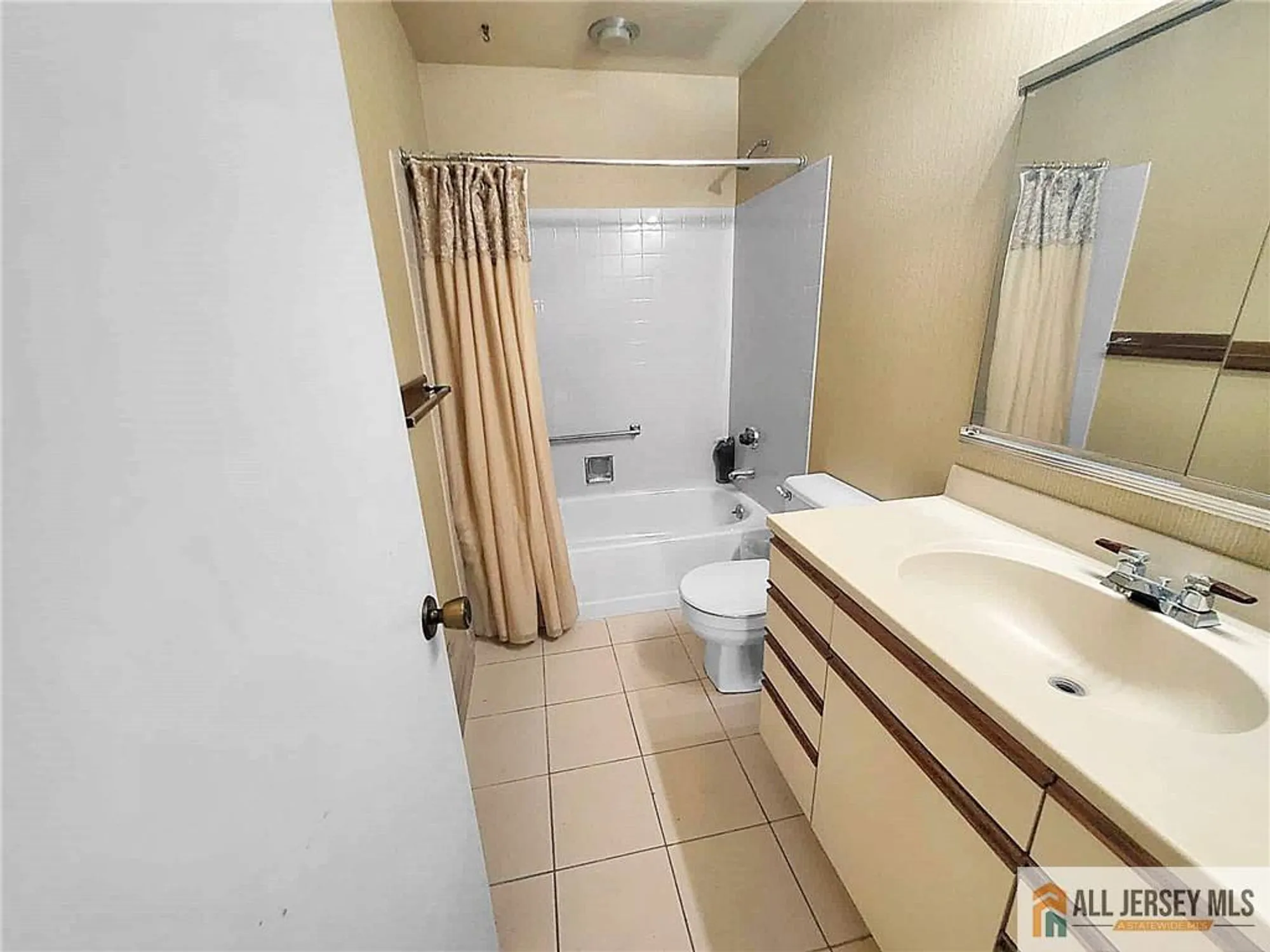 Property Slideshow image 8 of 23 | 742 pompton rd a, Monroe, NJ, 08831