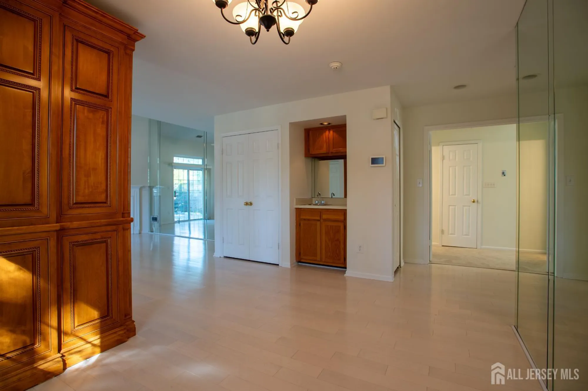 Property Slideshow image 9 of 36 | 69a winthrop rd, Monroe, NJ, 08831