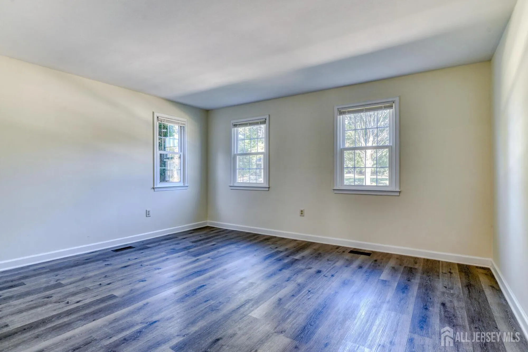 Property Slideshow image 12 of 43 | 8a sussex way, Monroe, NJ, 08831