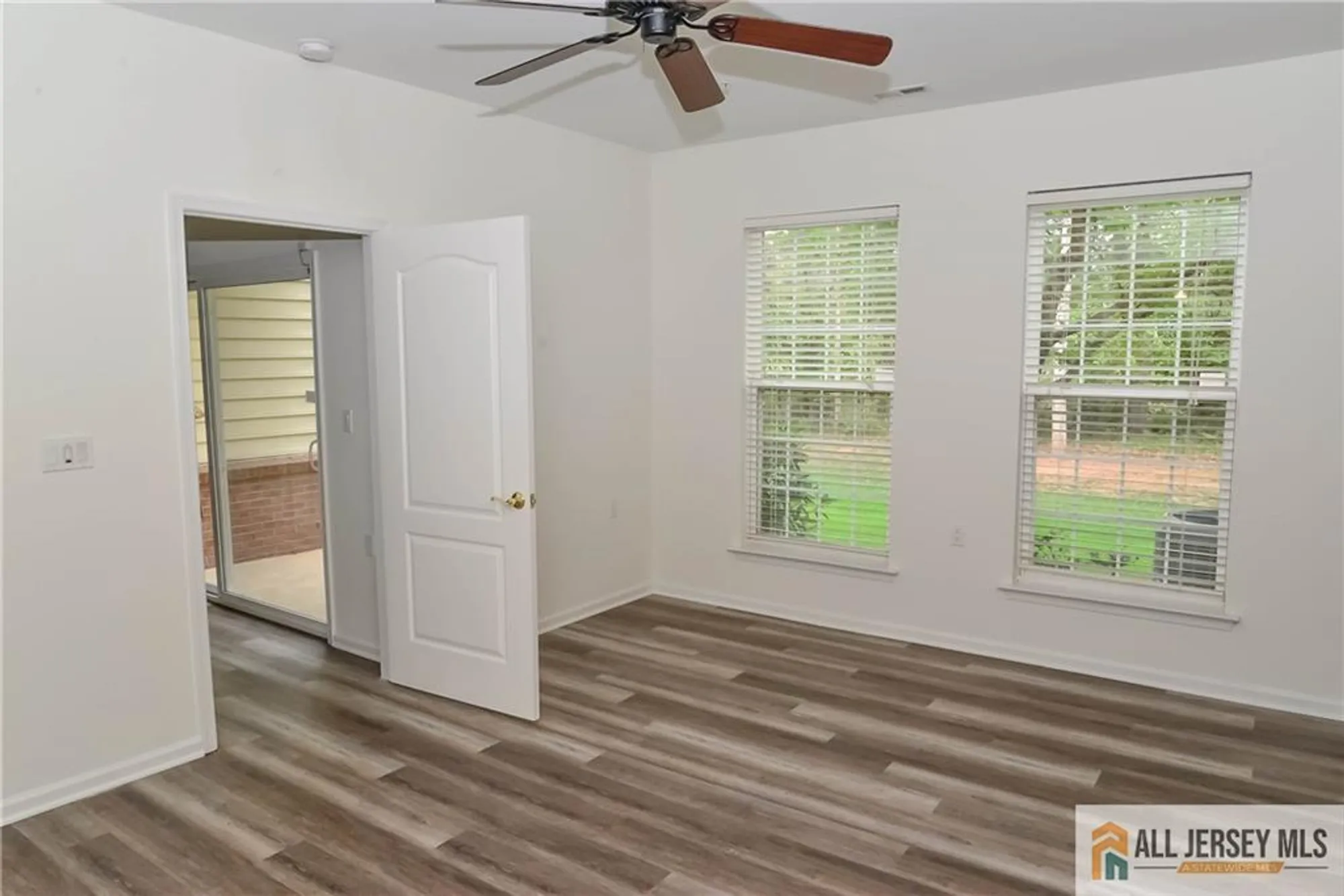 Property Slideshow image 6 of 39 | 2103 neville ct, Somerset, NJ, 08873