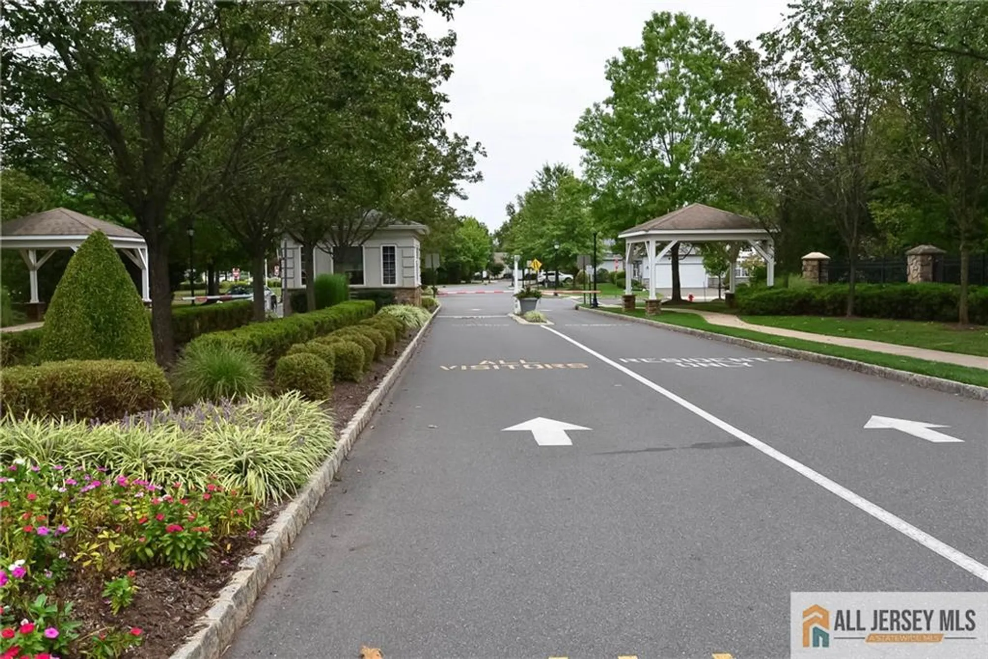 Property Slideshow image 26 of 39 | 2103 neville ct, Somerset, NJ, 08873