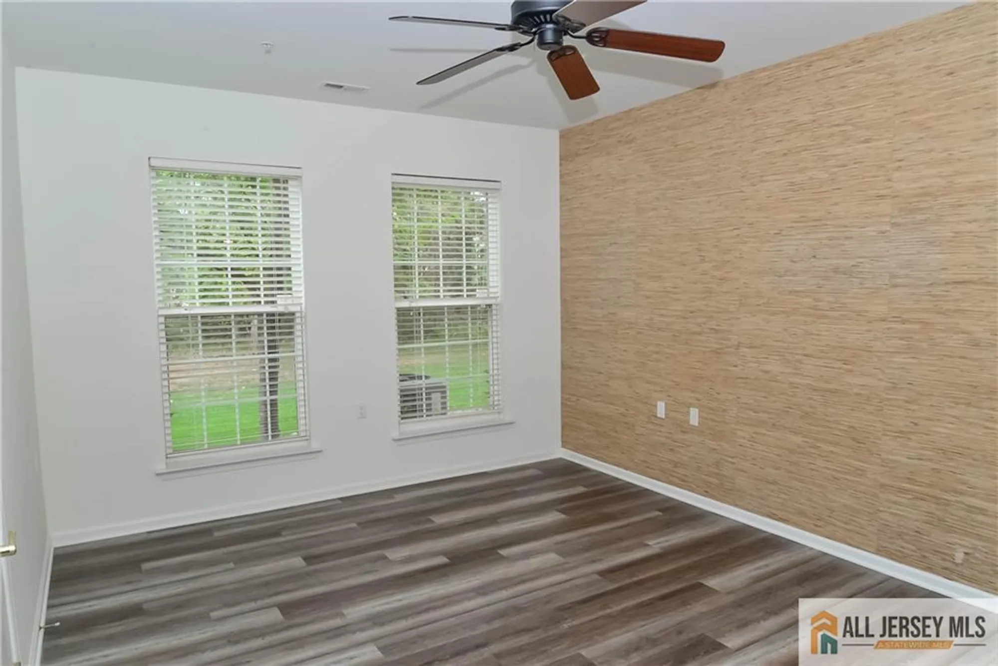 Property Slideshow image 7 of 39 | 2103 neville ct, Somerset, NJ, 08873