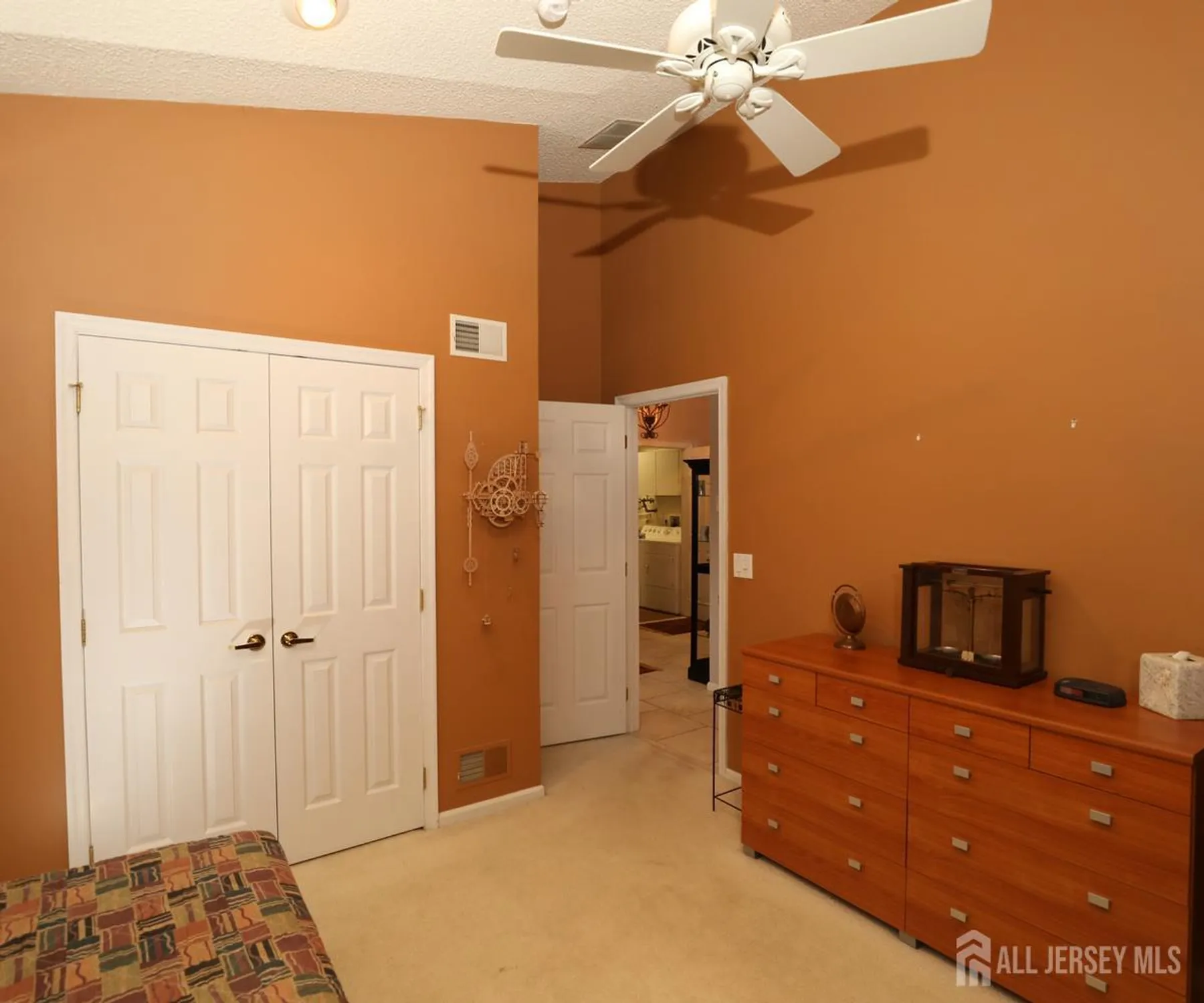 Property Slideshow image 3 of 35 | 18 kingston ct, Monroe, NJ, 08831