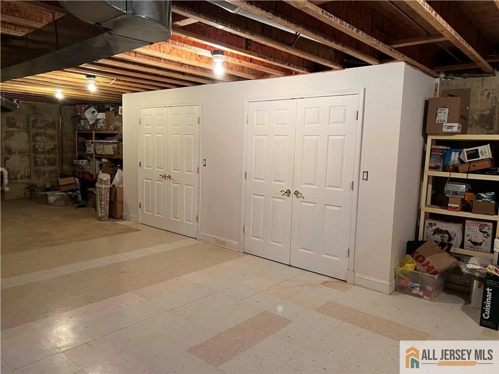 Property Slideshow image 16 of 22 | 1 pitcher pt, Somerset, NJ, 08873