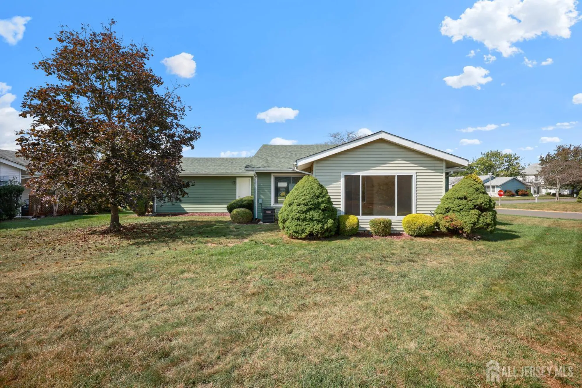 Property Slideshow image 29 of 33 | 351 jutland dr a, Monroe, NJ, 08831