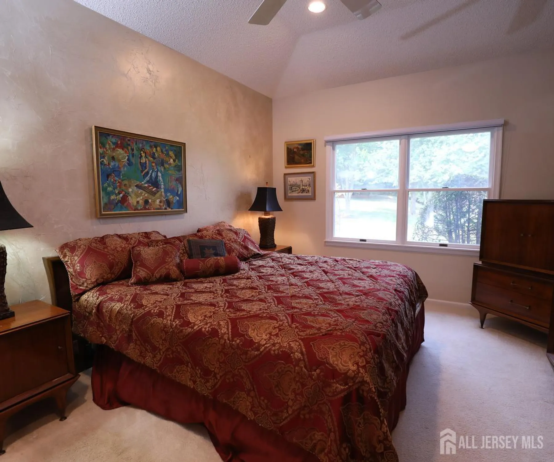 Property Slideshow image 14 of 35 | 18 kingston ct, Monroe, NJ, 08831