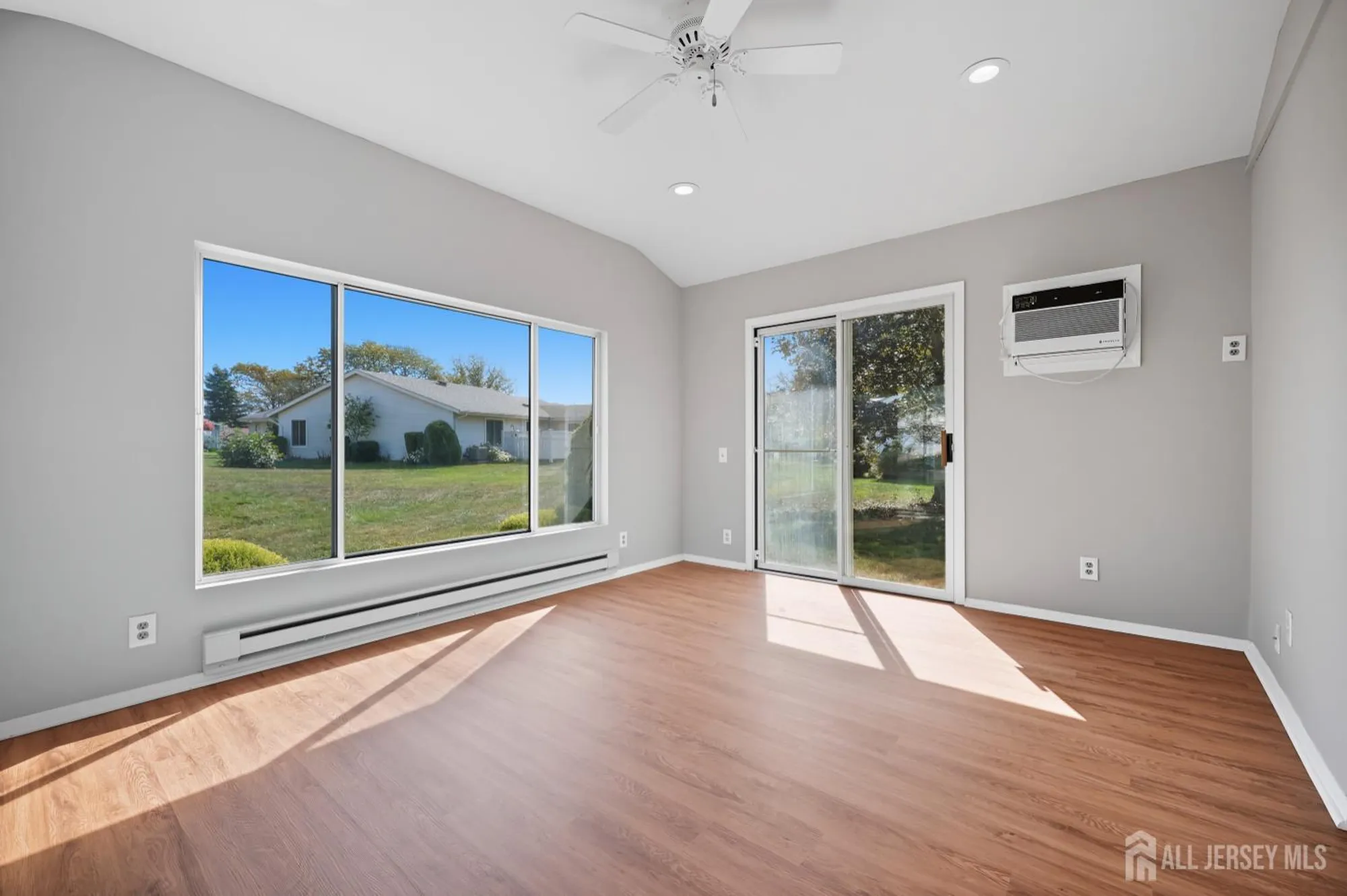 Property Slideshow image 18 of 33 | 351 jutland dr a, Monroe, NJ, 08831