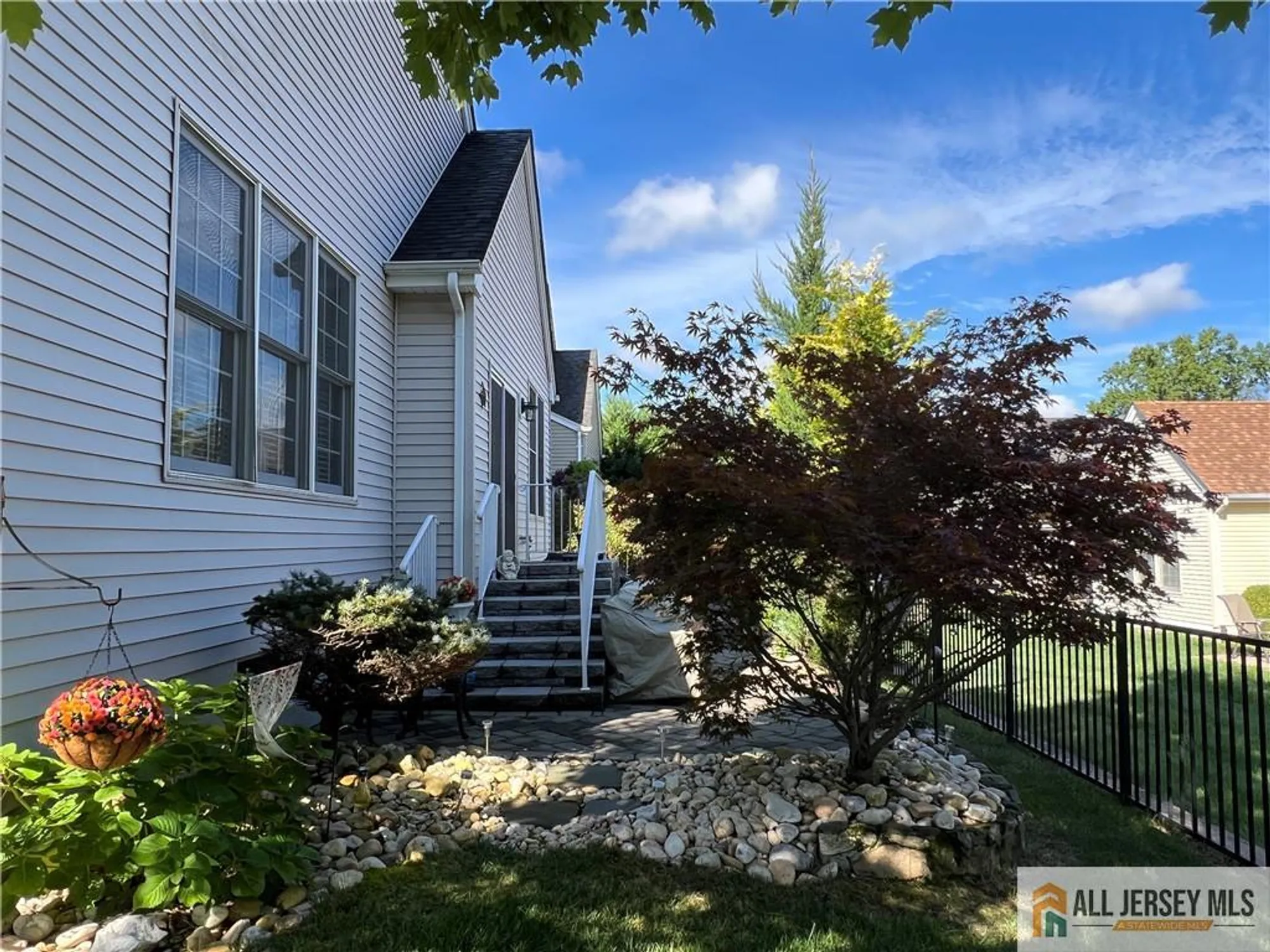 Property Slideshow image 18 of 22 | 1 pitcher pt, Somerset, NJ, 08873